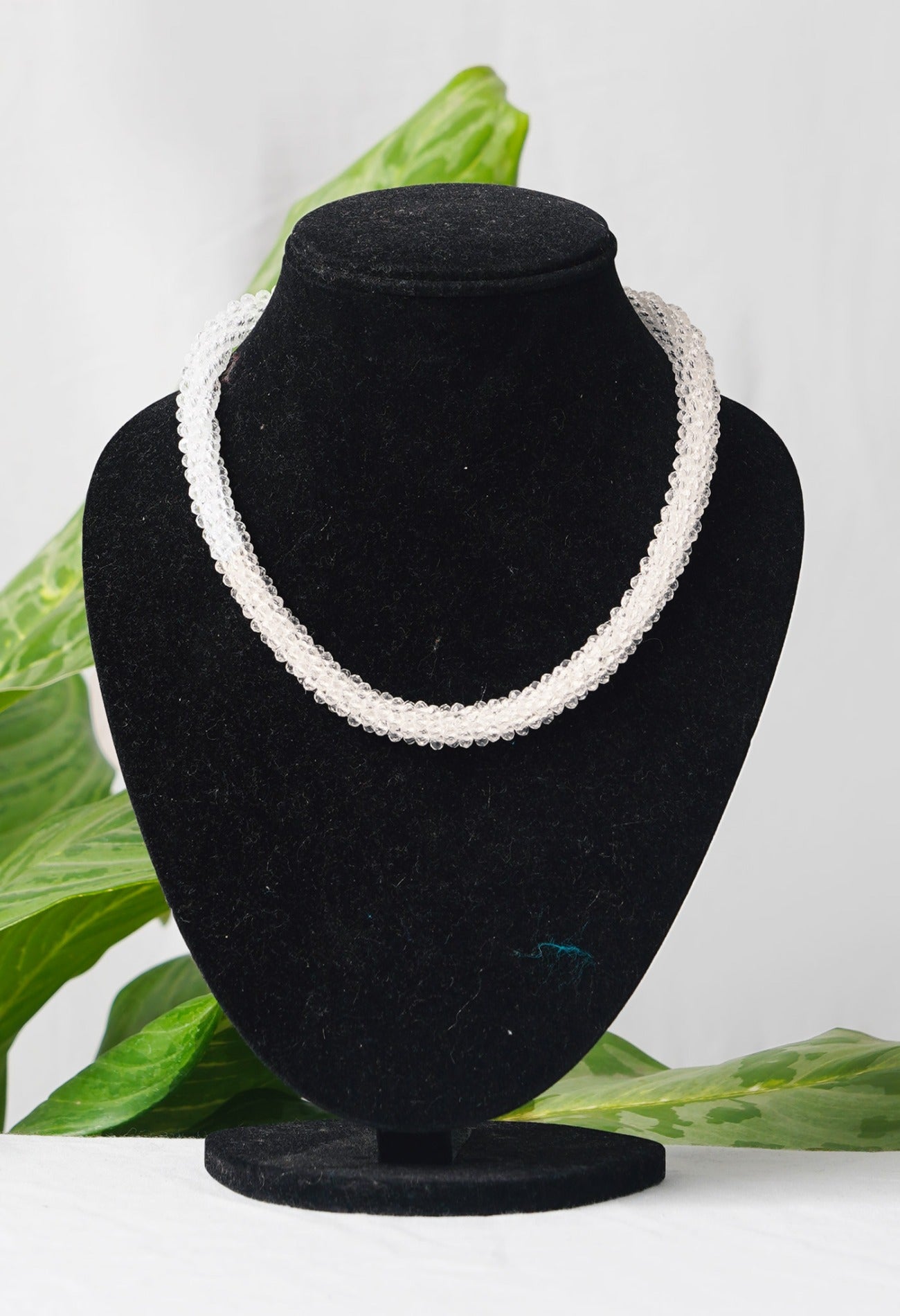 Online Shopping for White Amravati Beads Necklace with Magnetic Pendant   from Andhra Pradesh at Unnatisilks.comIndia
