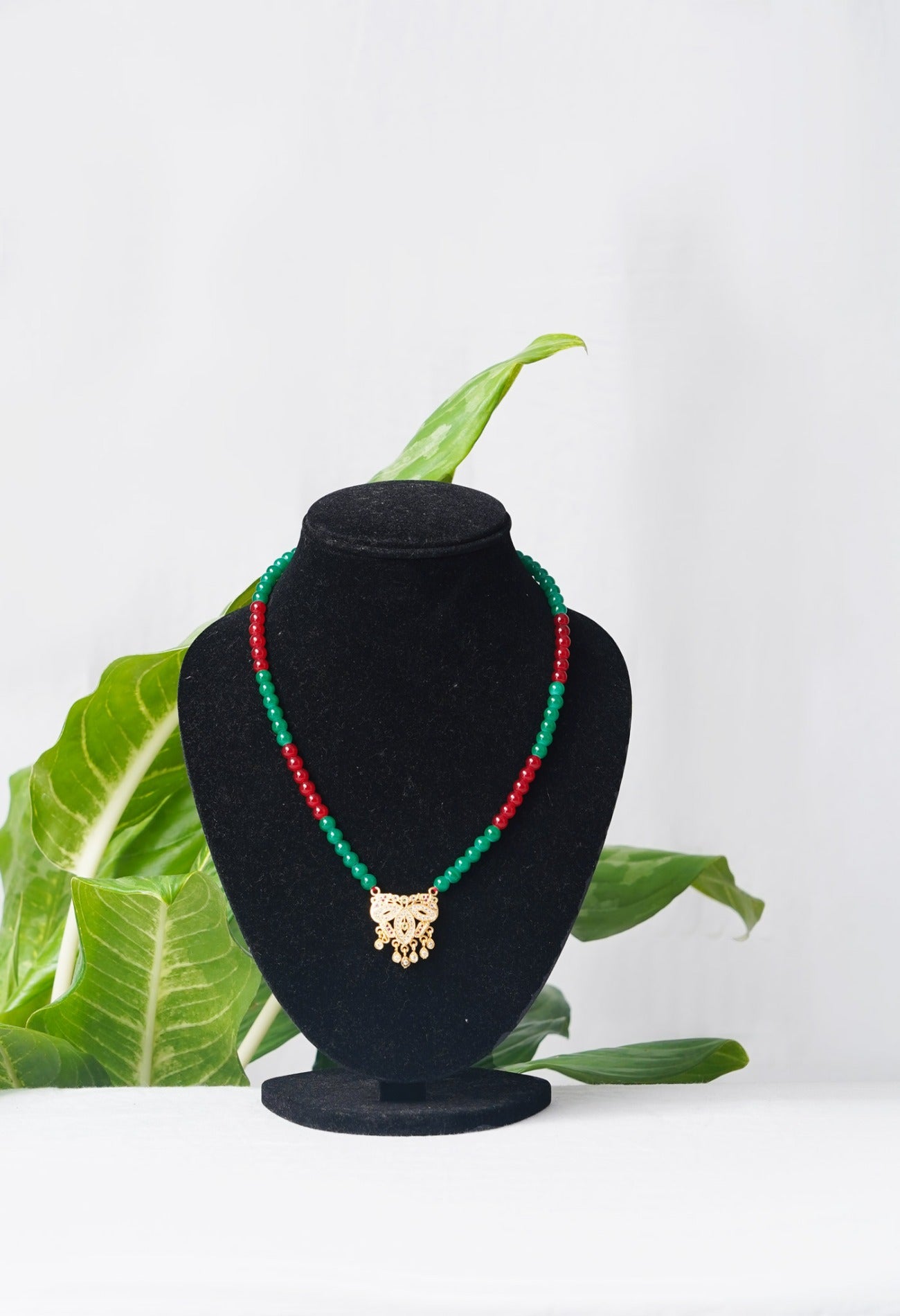 Online Shopping for Green-Red Amravati Ocean Beads Necklace with Micro Gold Plated Pendant from Andhra Pradesh at Unnatisilks.comIndia