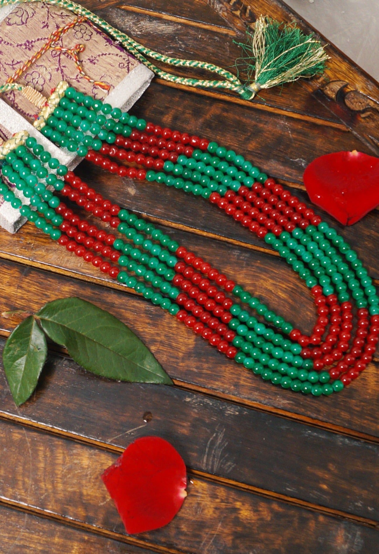 Red-Green Amravati Ocean Beads Necklace-UJ155