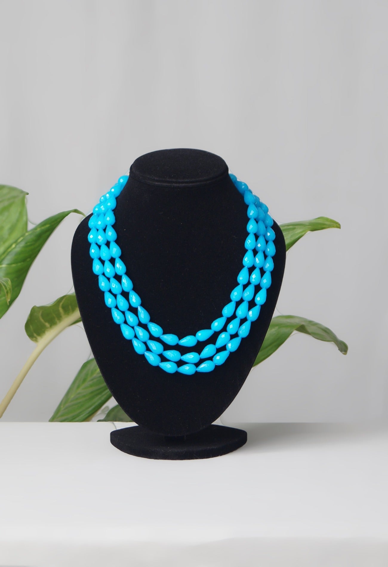 Online Shopping for Blue Amravati Long Oval Shape Beads  with jewellery from Andhra Pradesh at Unnatisilks.com India
