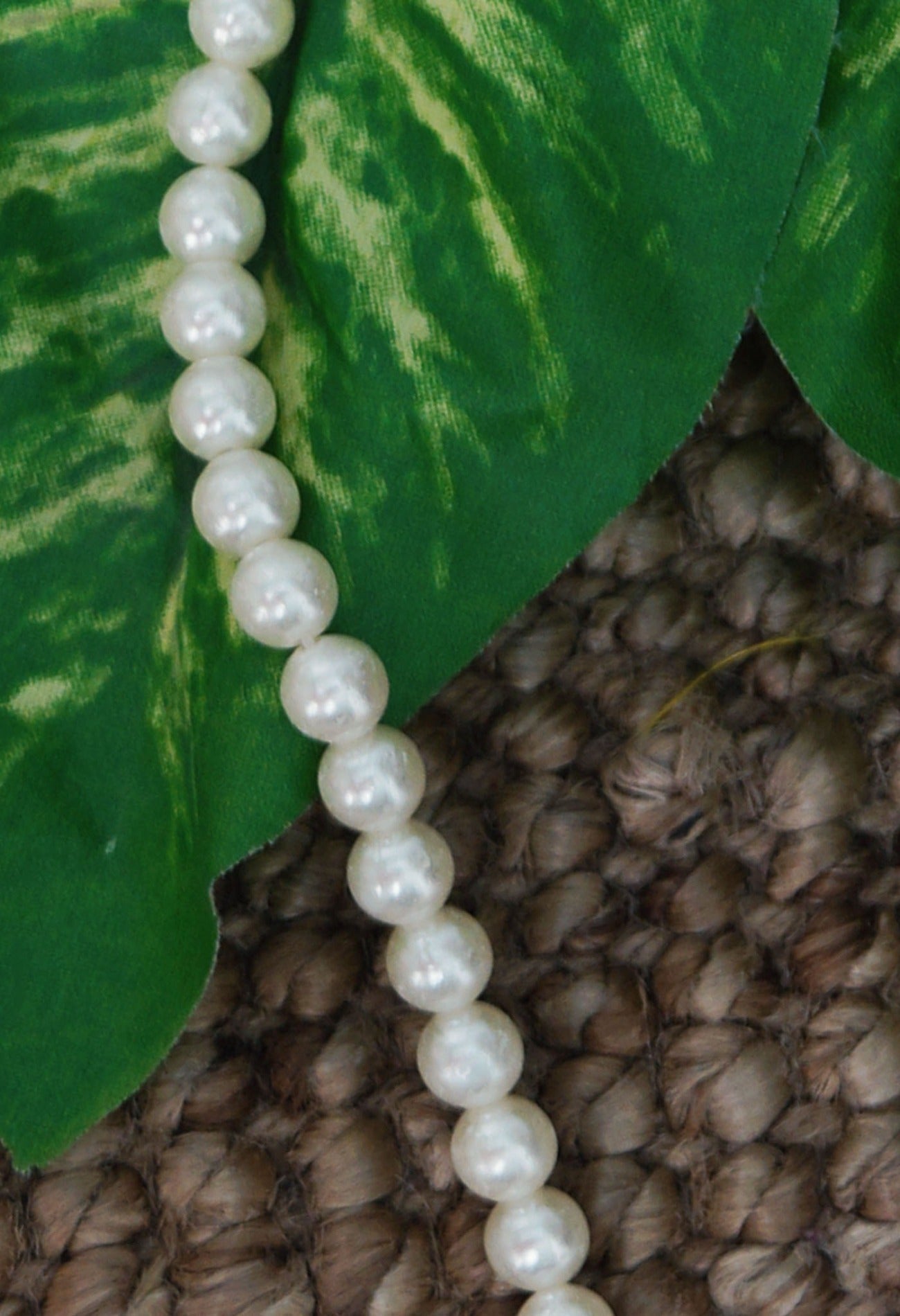 Online Shopping for White Amravati Pearls Beads with jewellery from Andhra Pradesh at Unnatisilks.com India
