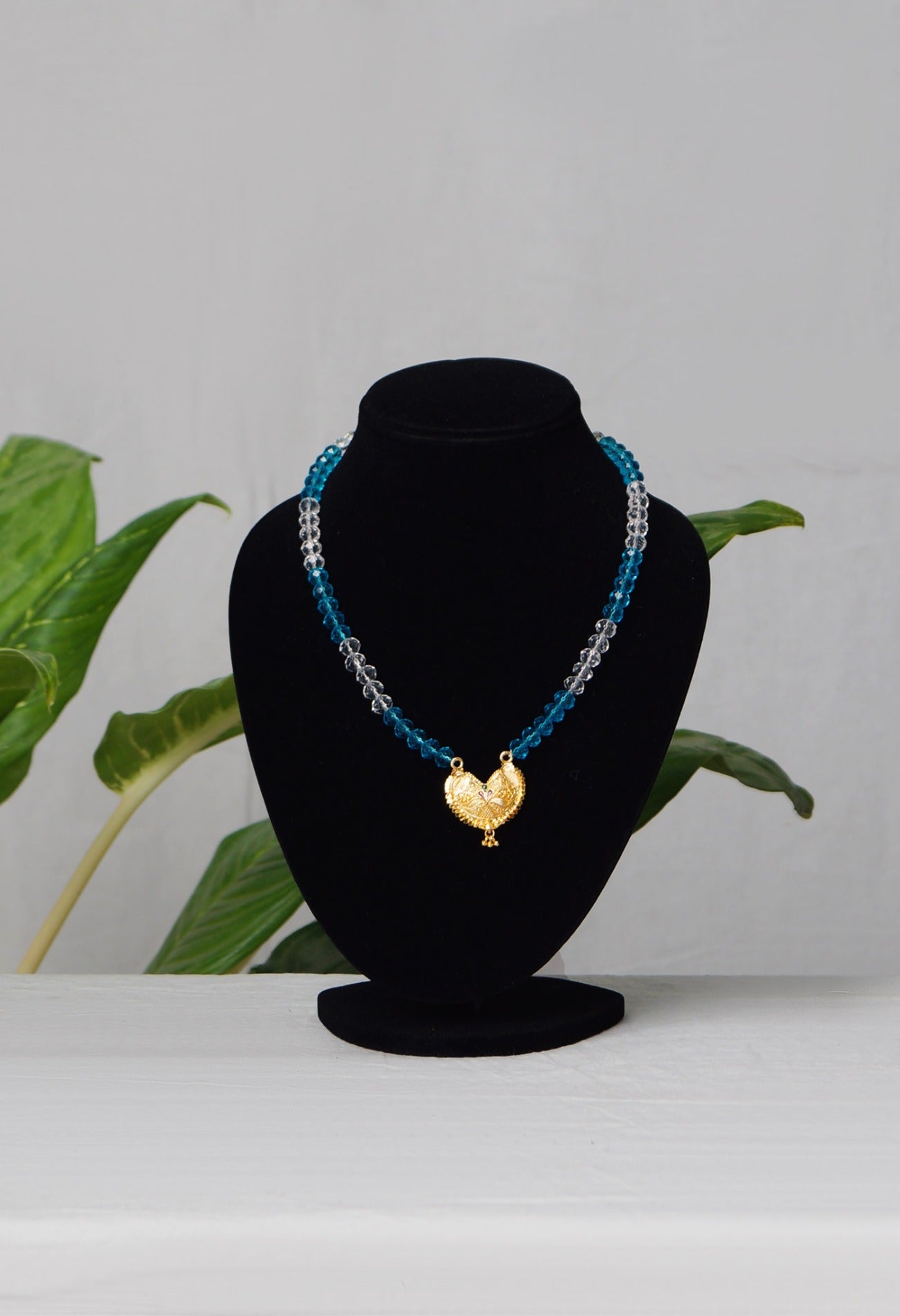 Online Shopping for White Amravati Crystal Beads with Micro Gold Plated Pendant with jewellery from Andhra Pradesh at Unnatisilks.com India