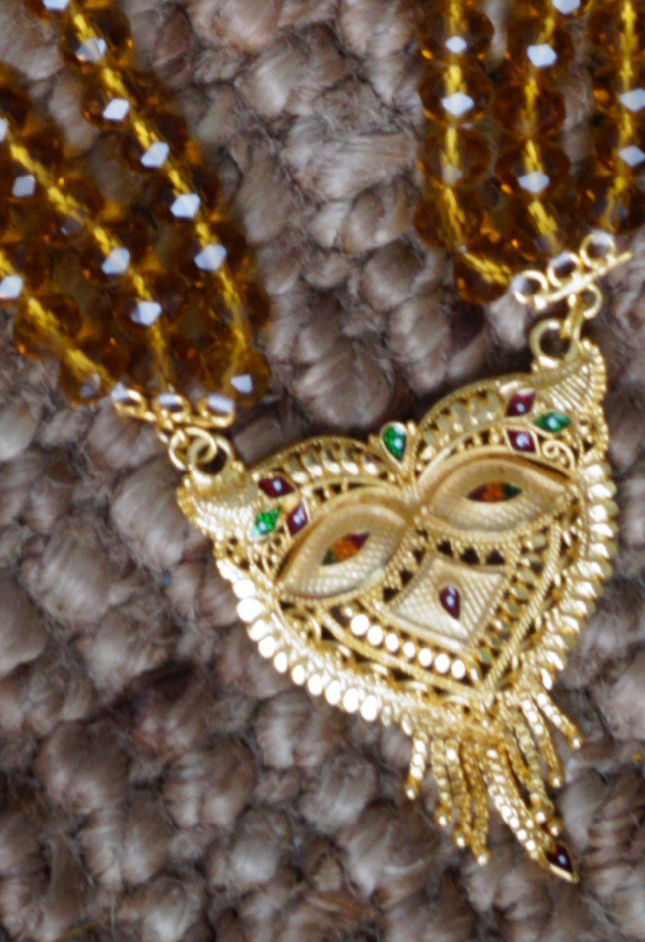 Online Shopping for Brown Amravati Crystal Beads with Pendent with jewellery from Andhra Pradesh at Unnatisilks.com India