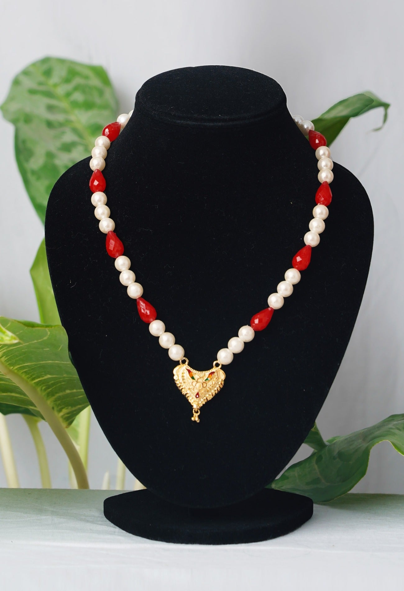 Multi Amravati oval Beads Necklace with Pendent-UJ317