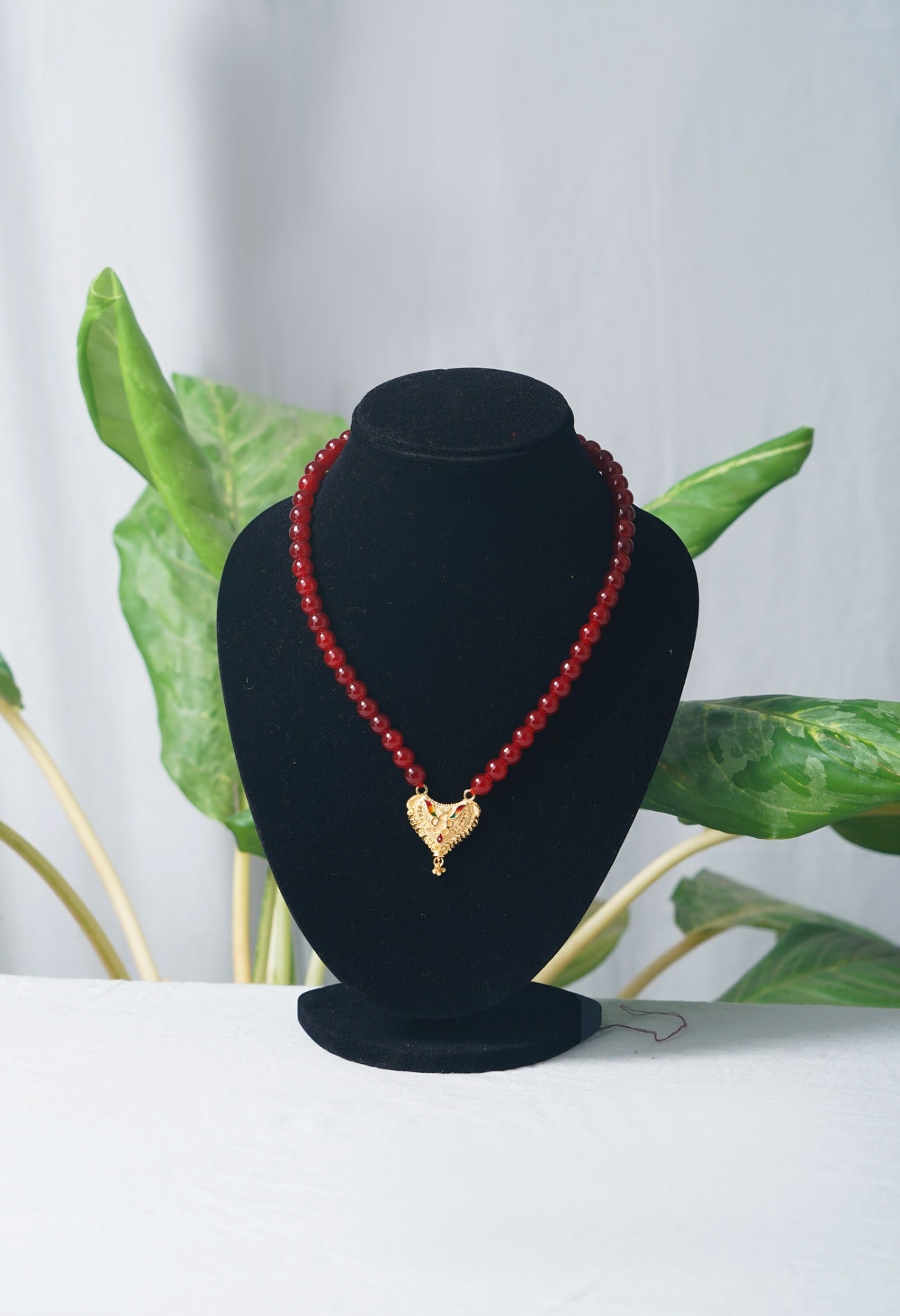 Online Shopping for Red Amravati Round Beads Necklace with Pendent with jewellery from Andhra pradesh at Unnatisilks.com India
