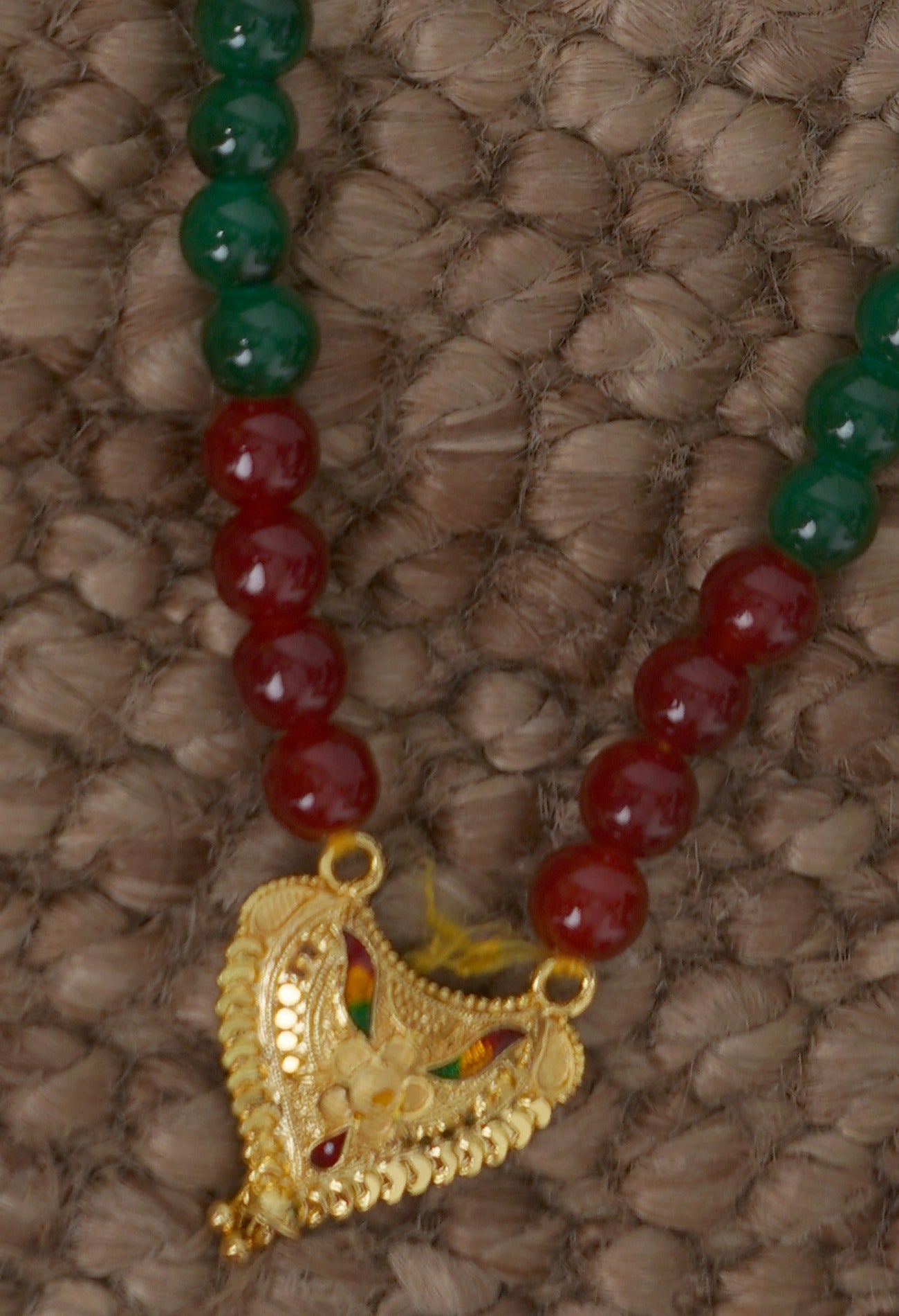 Online Shopping for Red and Green Amravati Round Beads Necklace with Pendent with jewellery from Andhra pradesh at Unnatisilks.com India