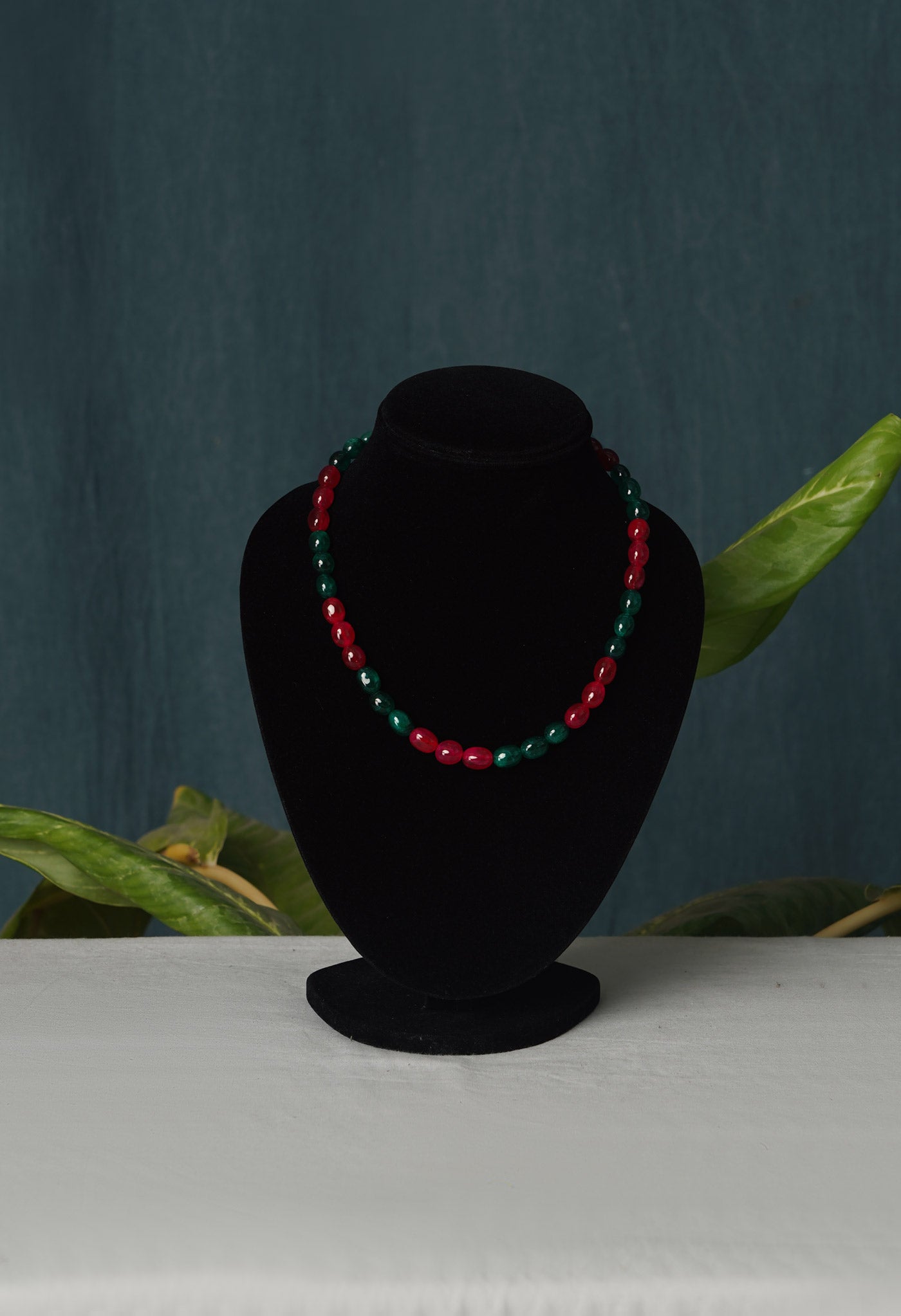 Red-Green Amravati Beads Necklace-UJ428