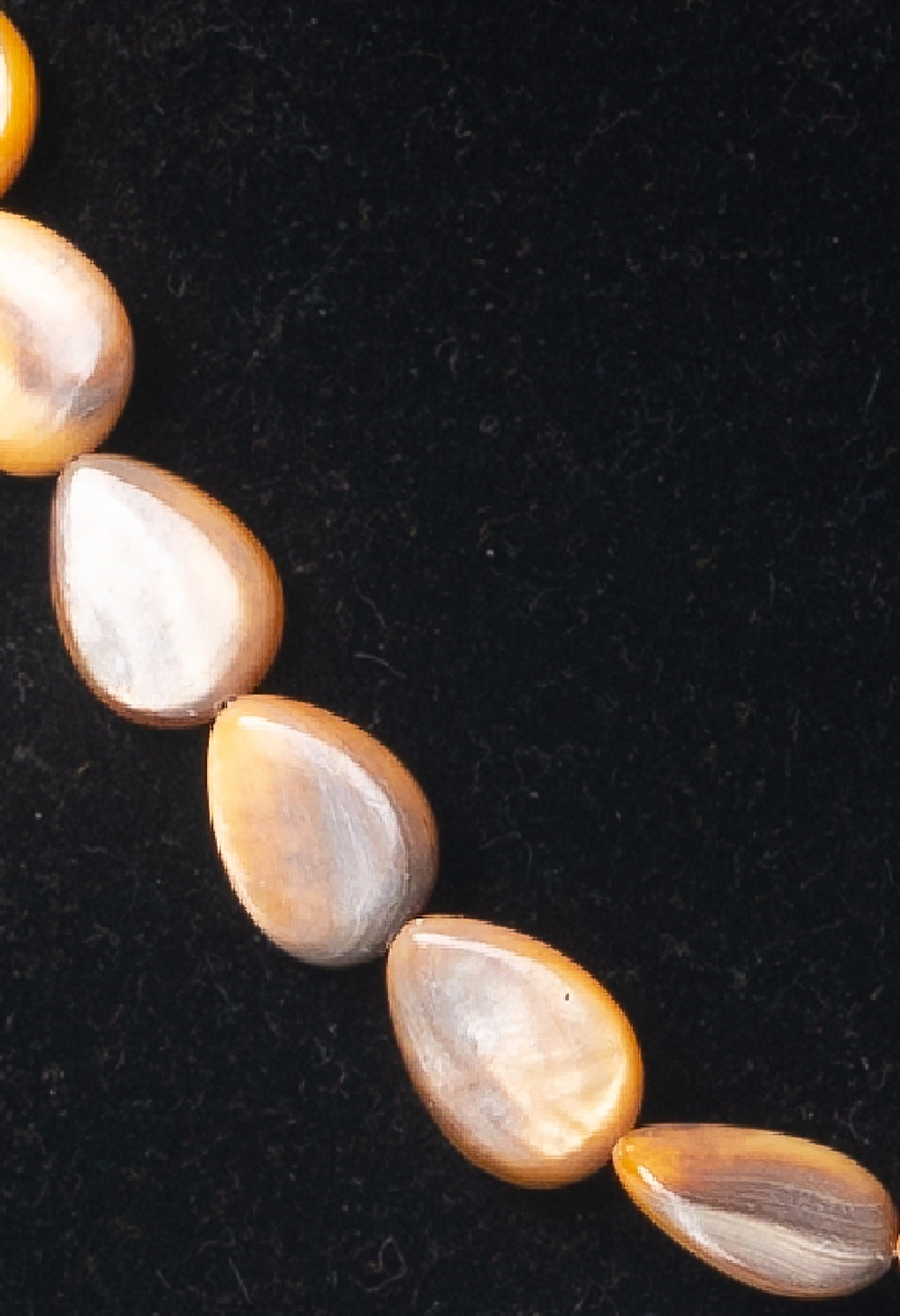 Brown Amravati Ocean Beads Necklace-UJ66