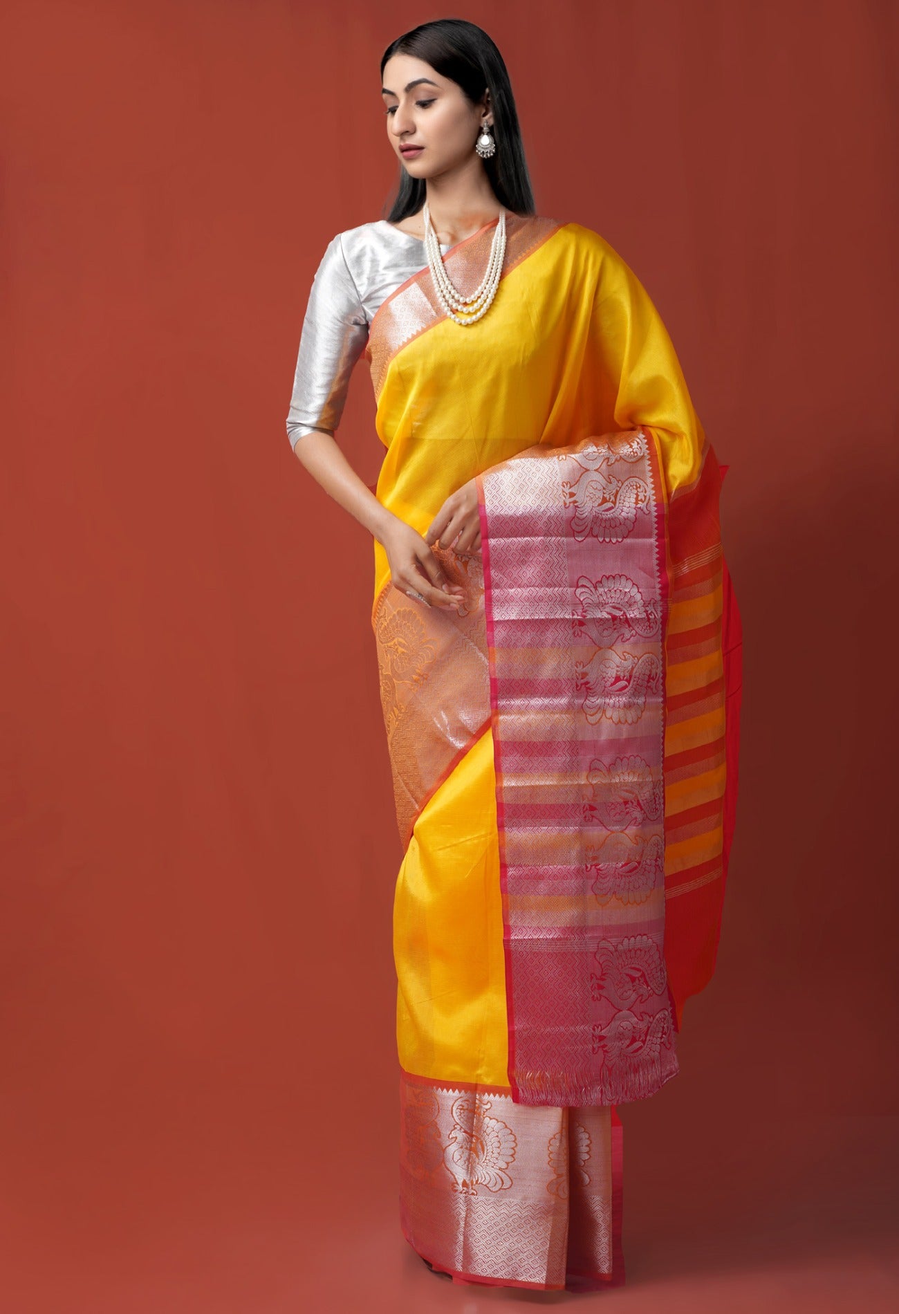 Online Shopping for Yellow Pure Handloom Kanjivaram Pattu Silk Saree with Weaving from Tamil Nadu at Unnatisilks.com India
