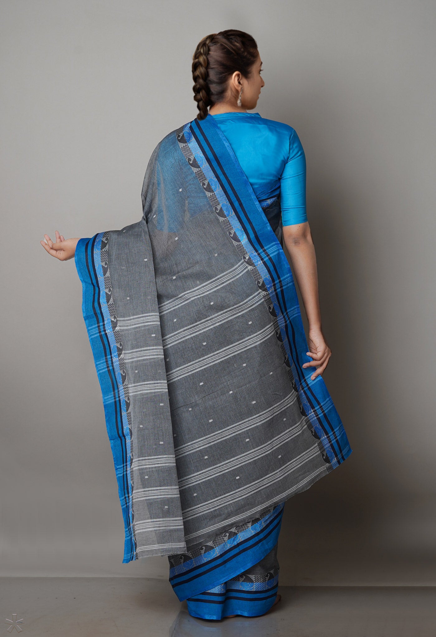 Grey Pure Handloom Superfine Bengal Cotton Saree