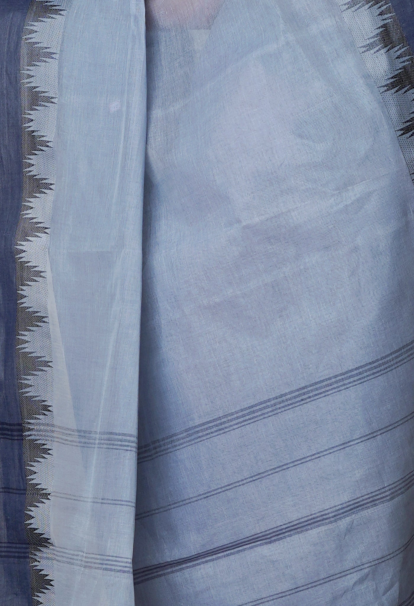 Light Blue Pure Handloom Superfine Bengal Cotton Saree-UNM69625