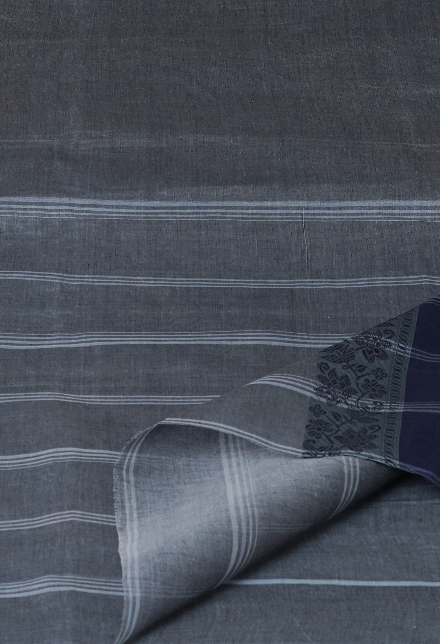 Grey Pure Handloom Superfine Bengal Cotton Saree-UNM69636