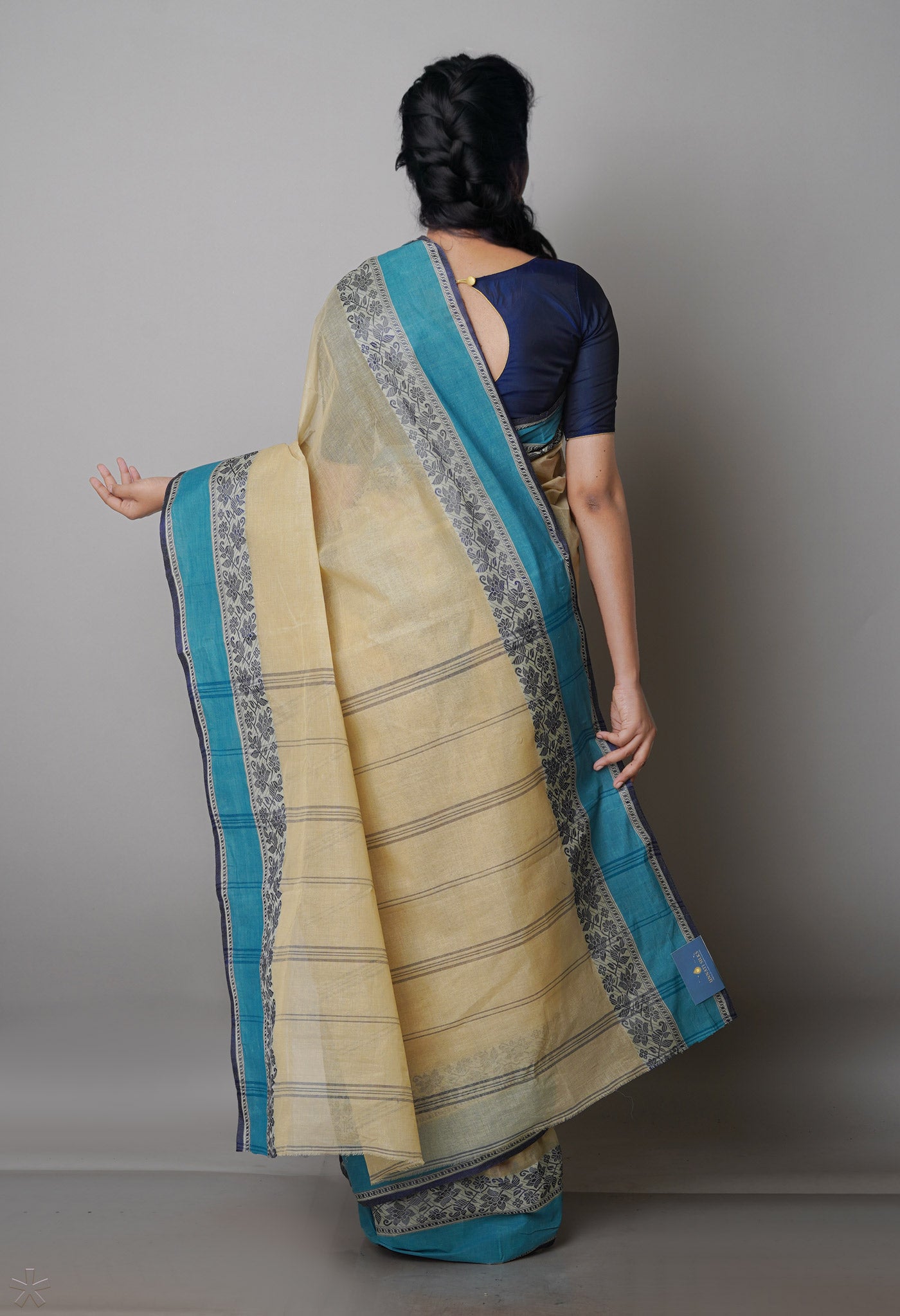 Beige Pure  Handloom Superfine Bengal Cotton Saree-UNM69651