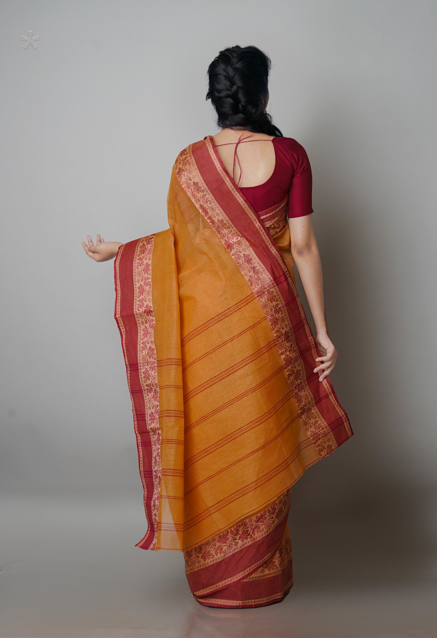 Pale Orange Pure Handloom Superfine Bengal Cotton Saree-UNM69653