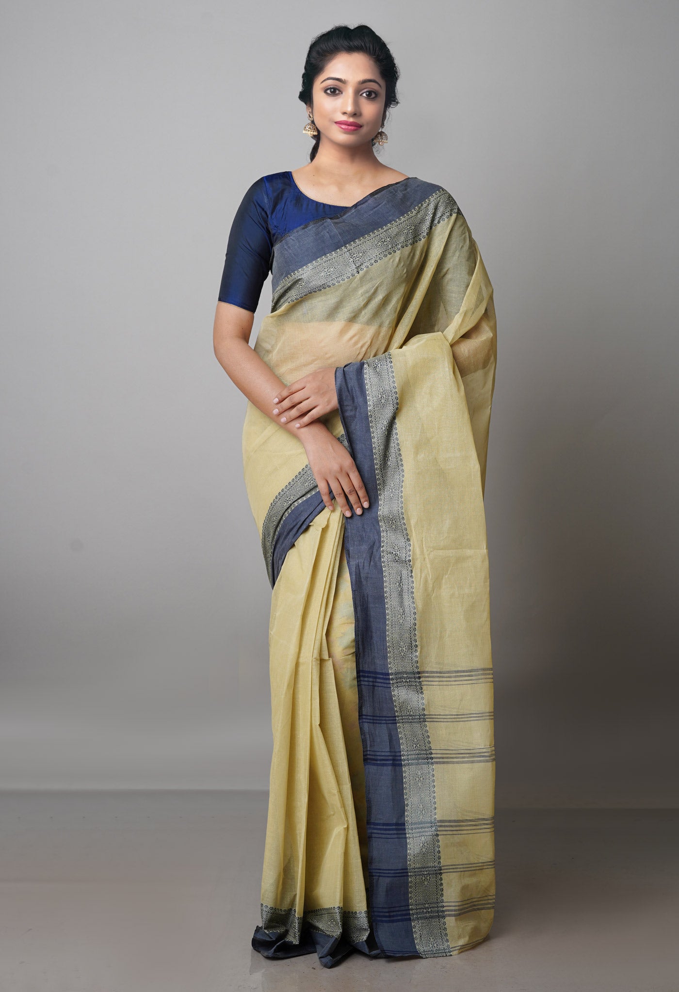 Beige Pure  Handloom Superfine Bengal Cotton Saree-UNM69667