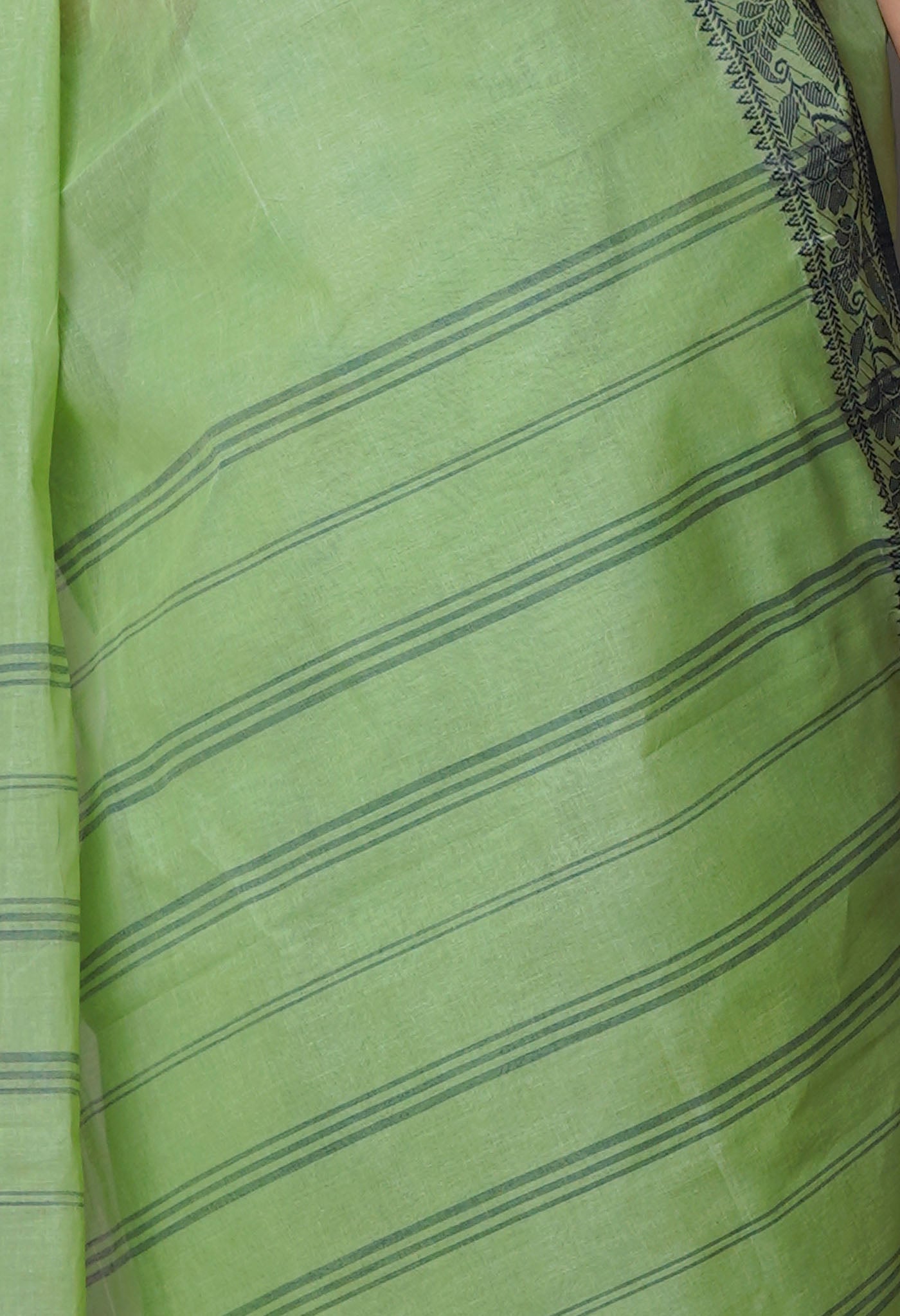 Green Pure Handloom Superfine Bengal Cotton Saree-UNM69677