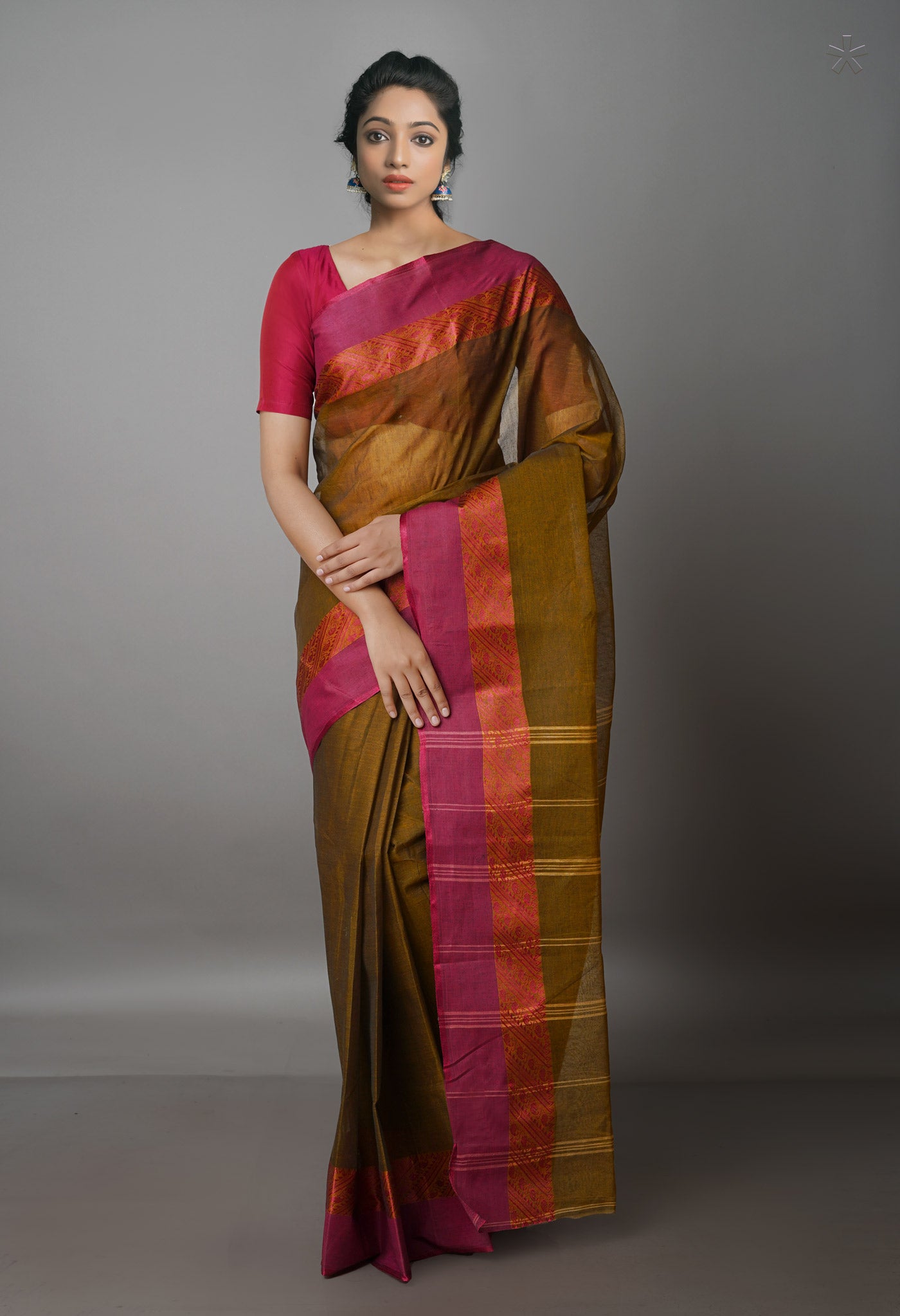 Brown Pure Handloom Superfine Bengal Cotton Saree-UNM69702