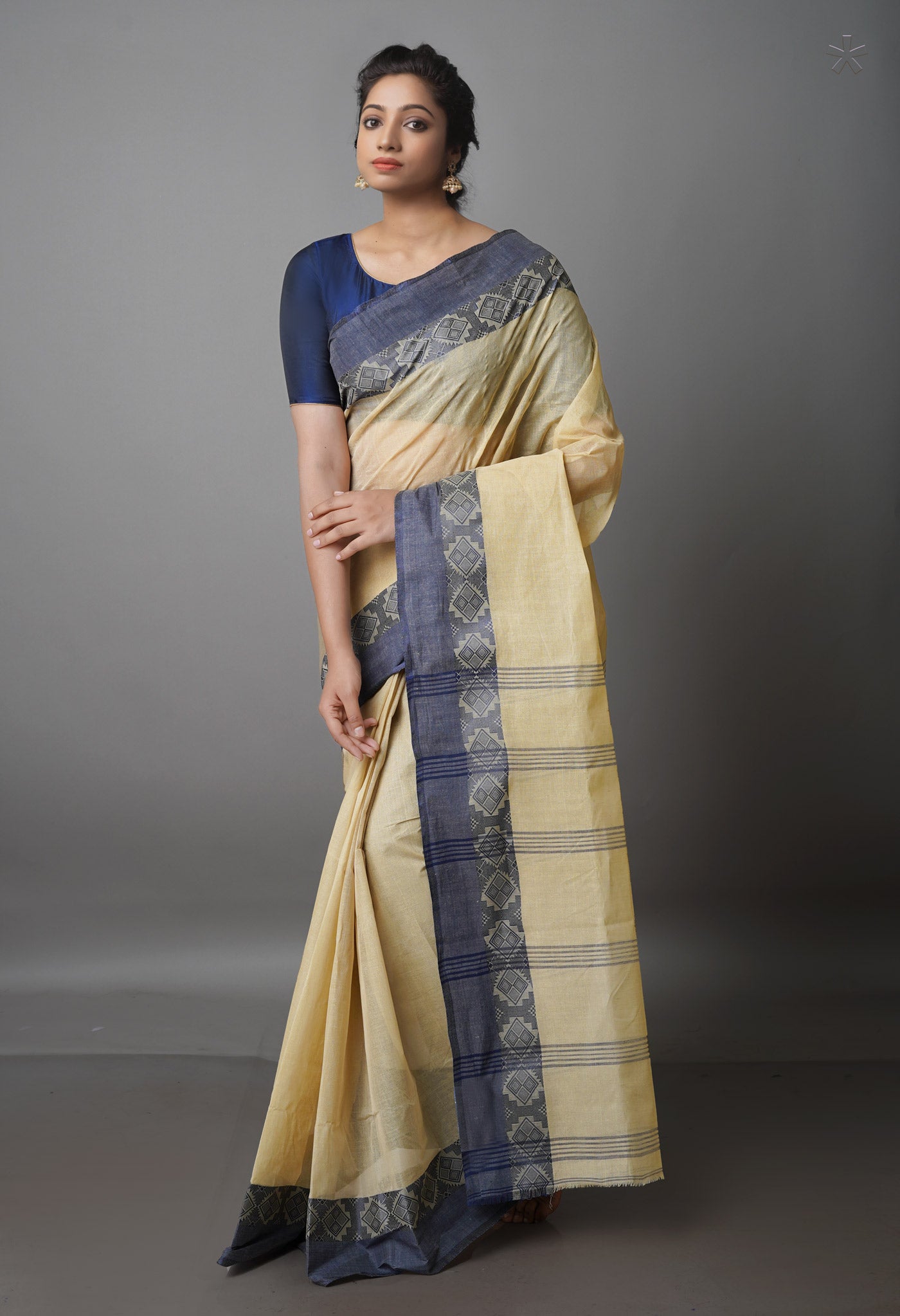 Beige Pure  Handloom Superfine Bengal Cotton Saree-UNM69703