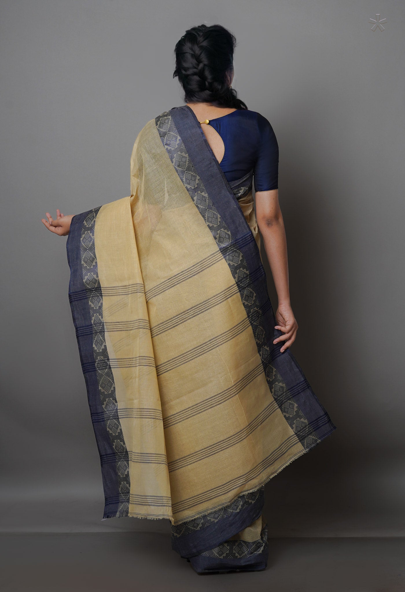 Beige Pure  Handloom Superfine Bengal Cotton Saree-UNM69703