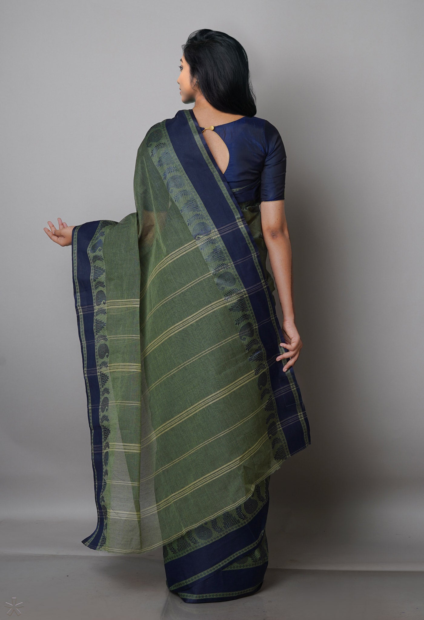 Green Pure Handloom Superfine Bengal Cotton Saree-UNM69715