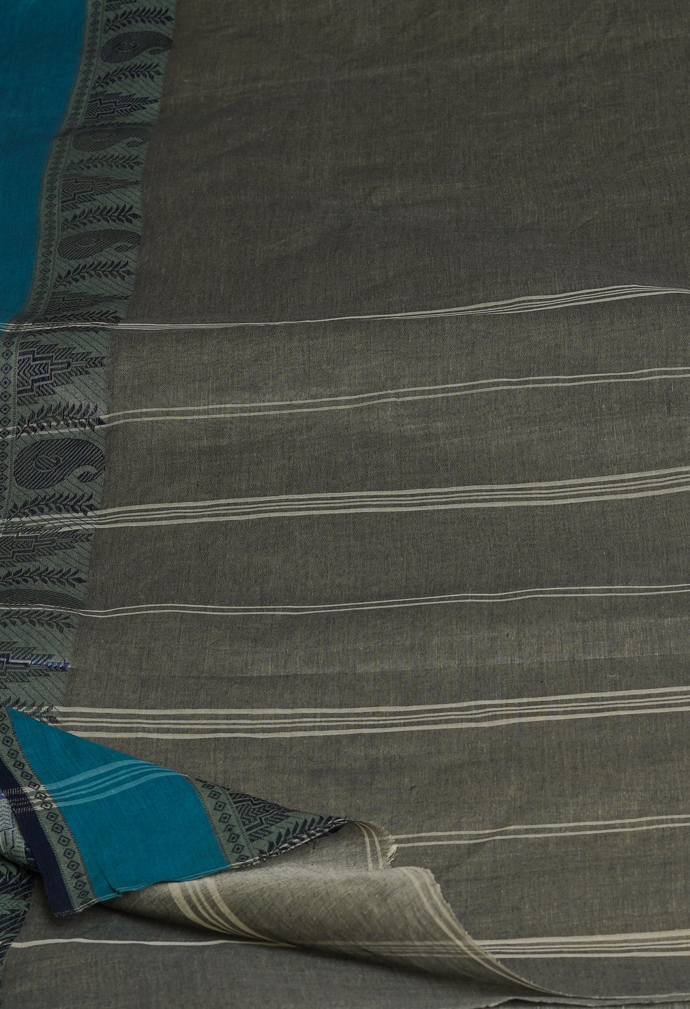 Grey Pure Handloom Superfine Bengal Cotton Saree