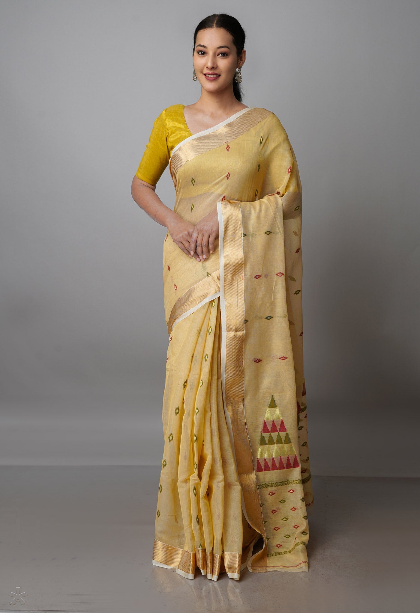 Beige Pure Handloom Dhakai Jamdhani Cotton Silk Saree-UNM70227