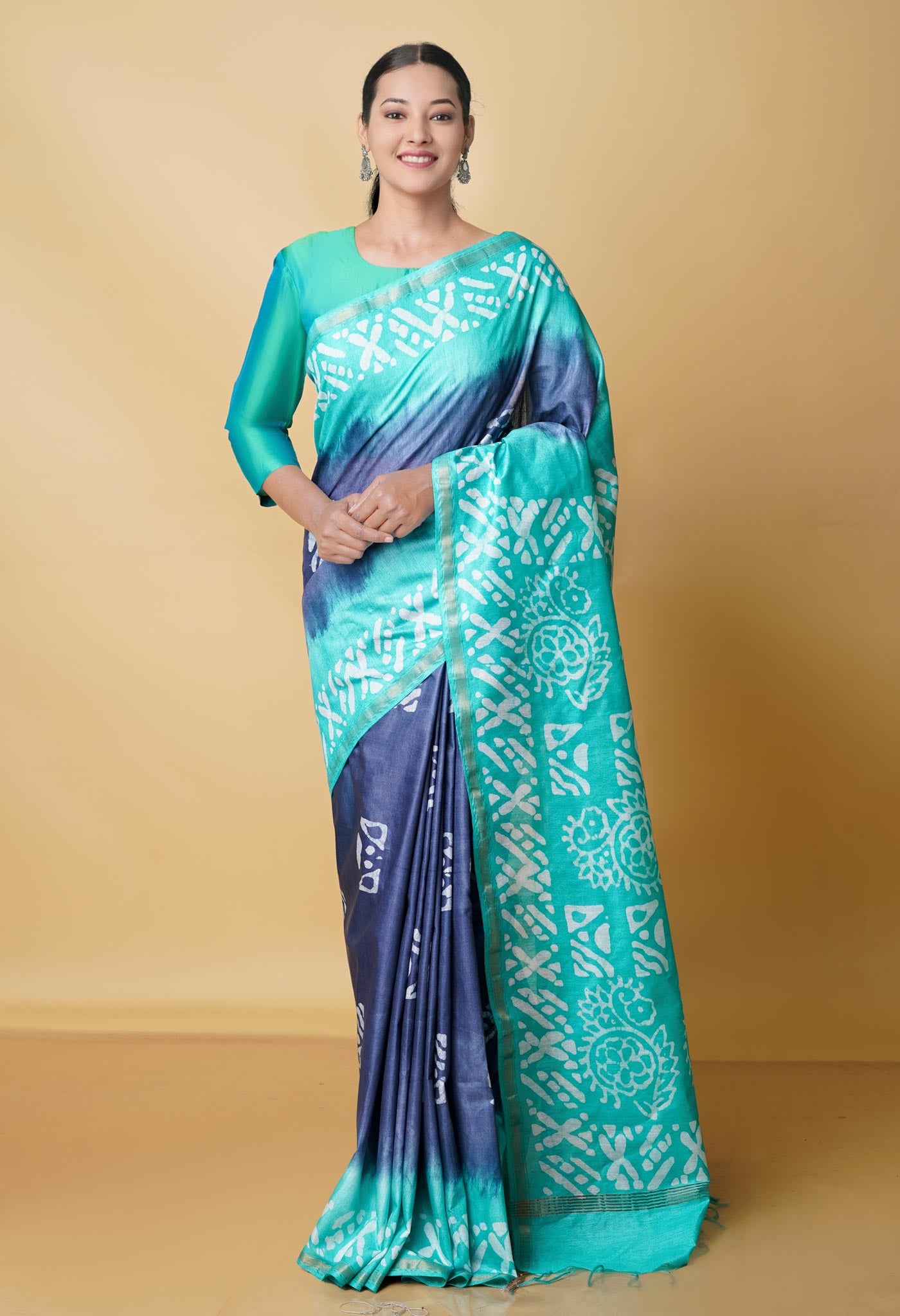 Dark Grey-Sea Green Pure Batik Chanderi Silk Saree-UNM70482