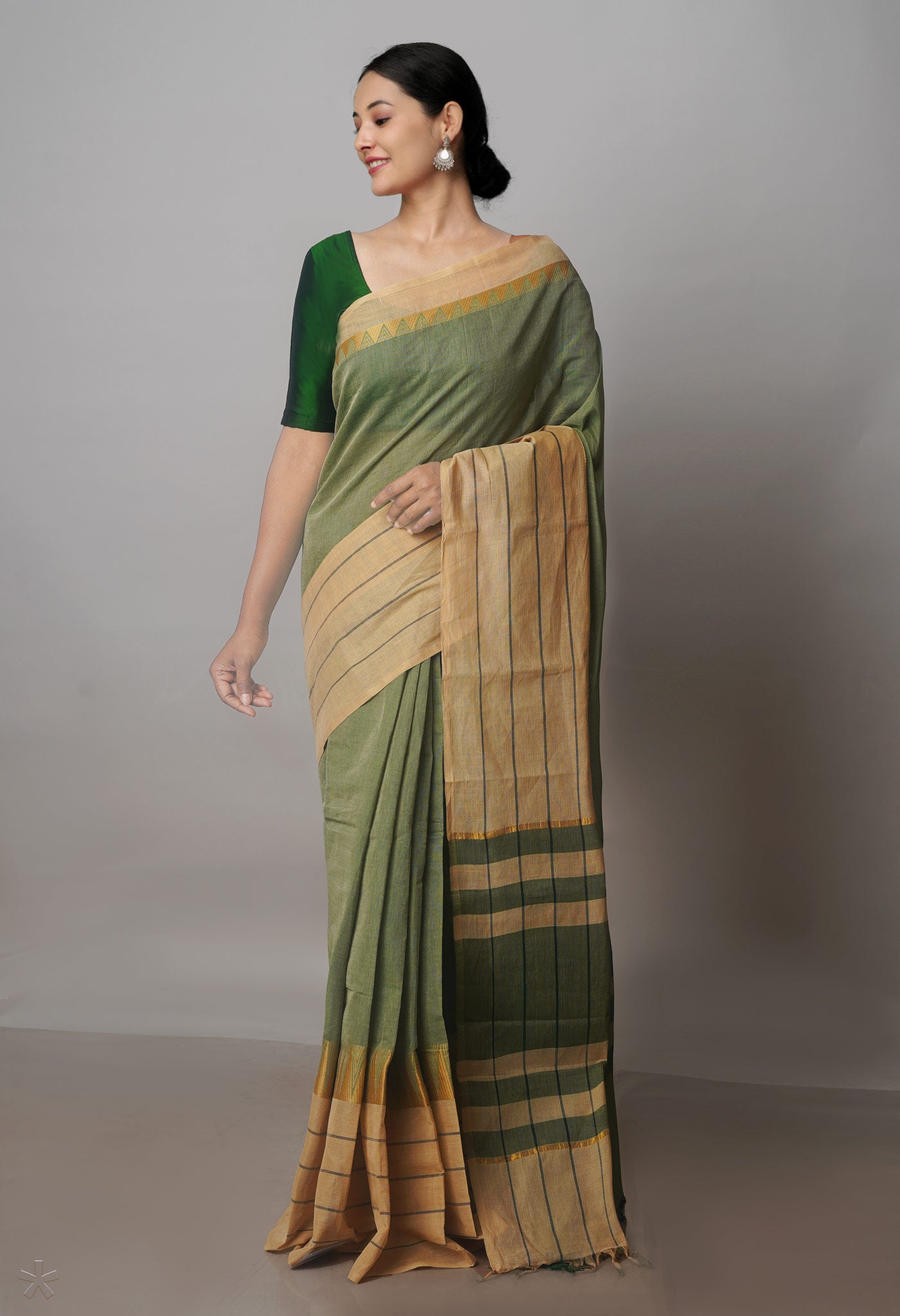 Light Green-Brown Pure Superfine Handloom Cotton Saree-UNM70752