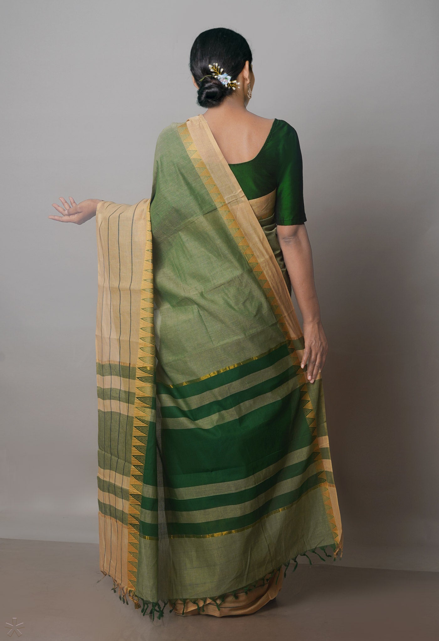 Light Green-Brown Pure Superfine Handloom Cotton Saree-UNM70752