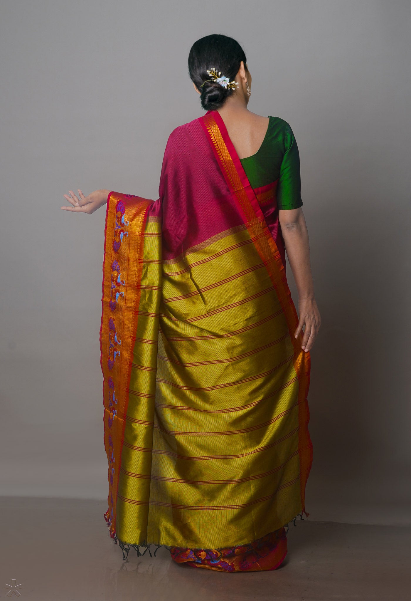 Peach Red Mangalgiri Silk Saree-UNM70818