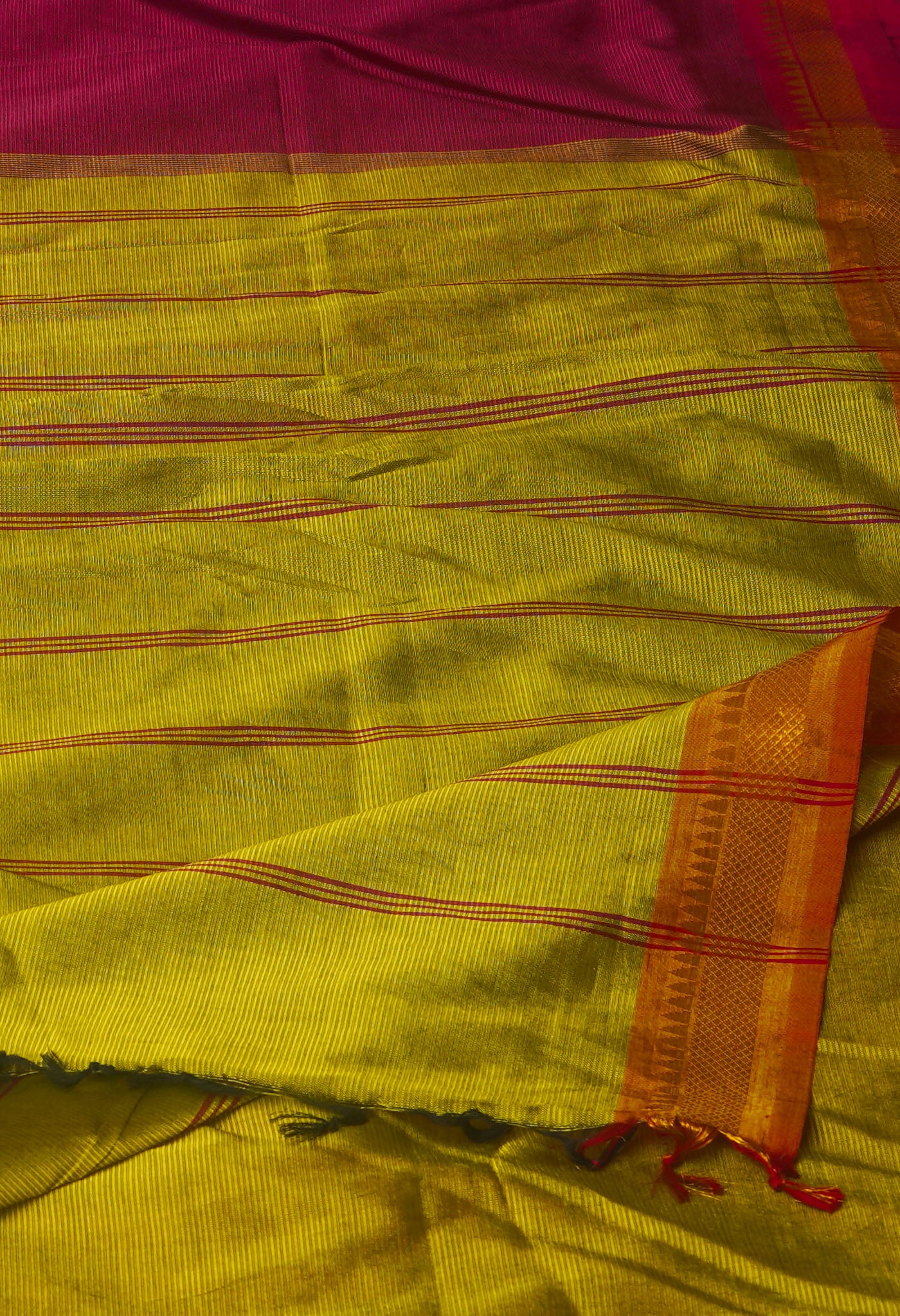 Peach Red Mangalgiri Silk Saree-UNM70818
