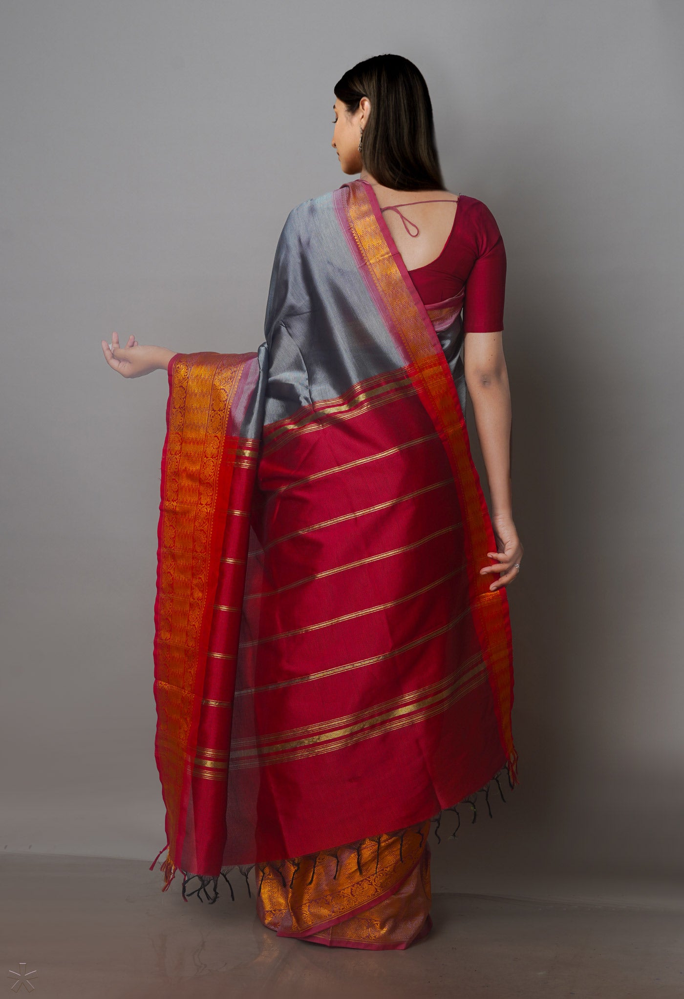 Grey Mangalgiri Silk Saree-UNM70829