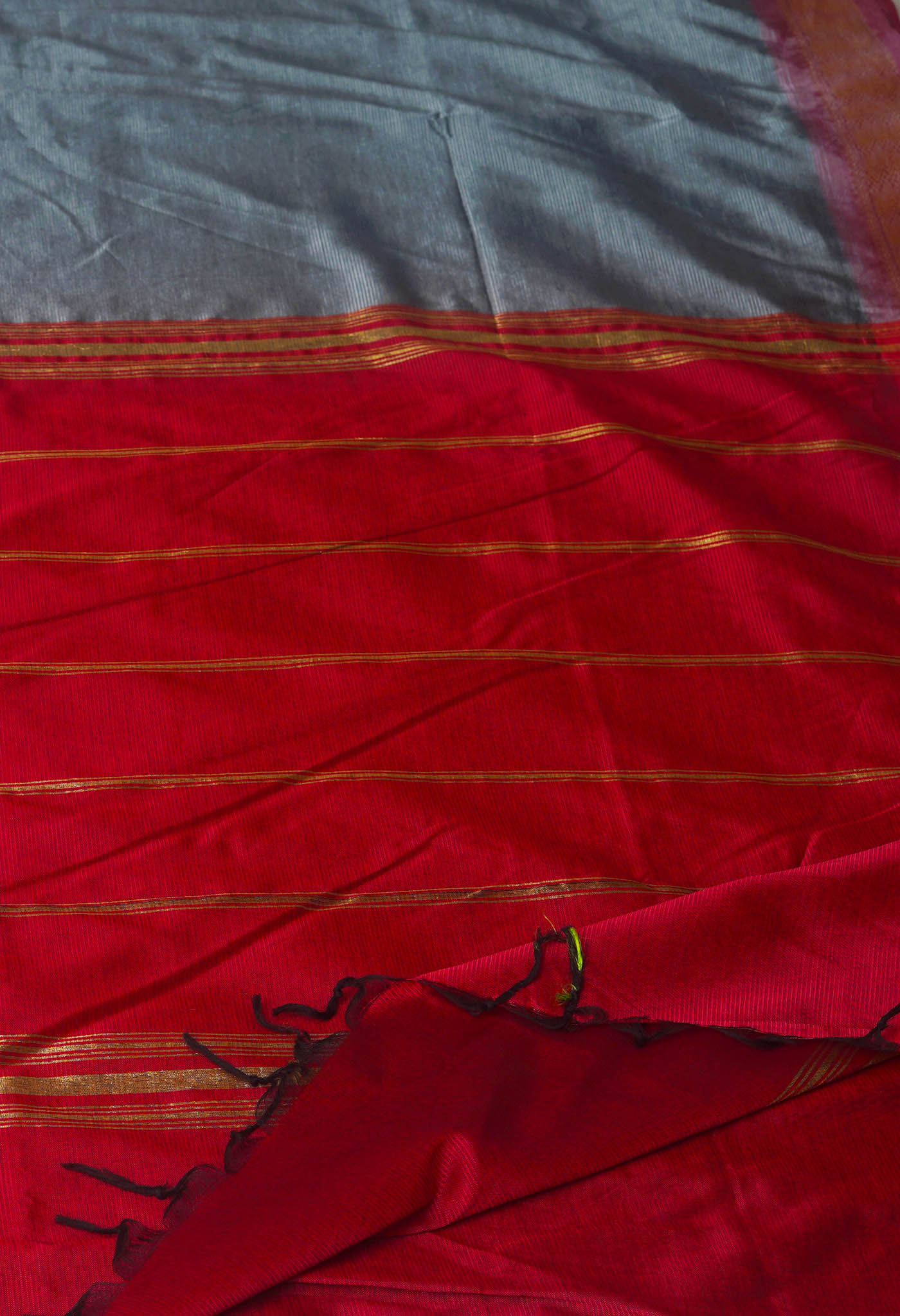 Grey Mangalgiri Silk Saree-UNM70829