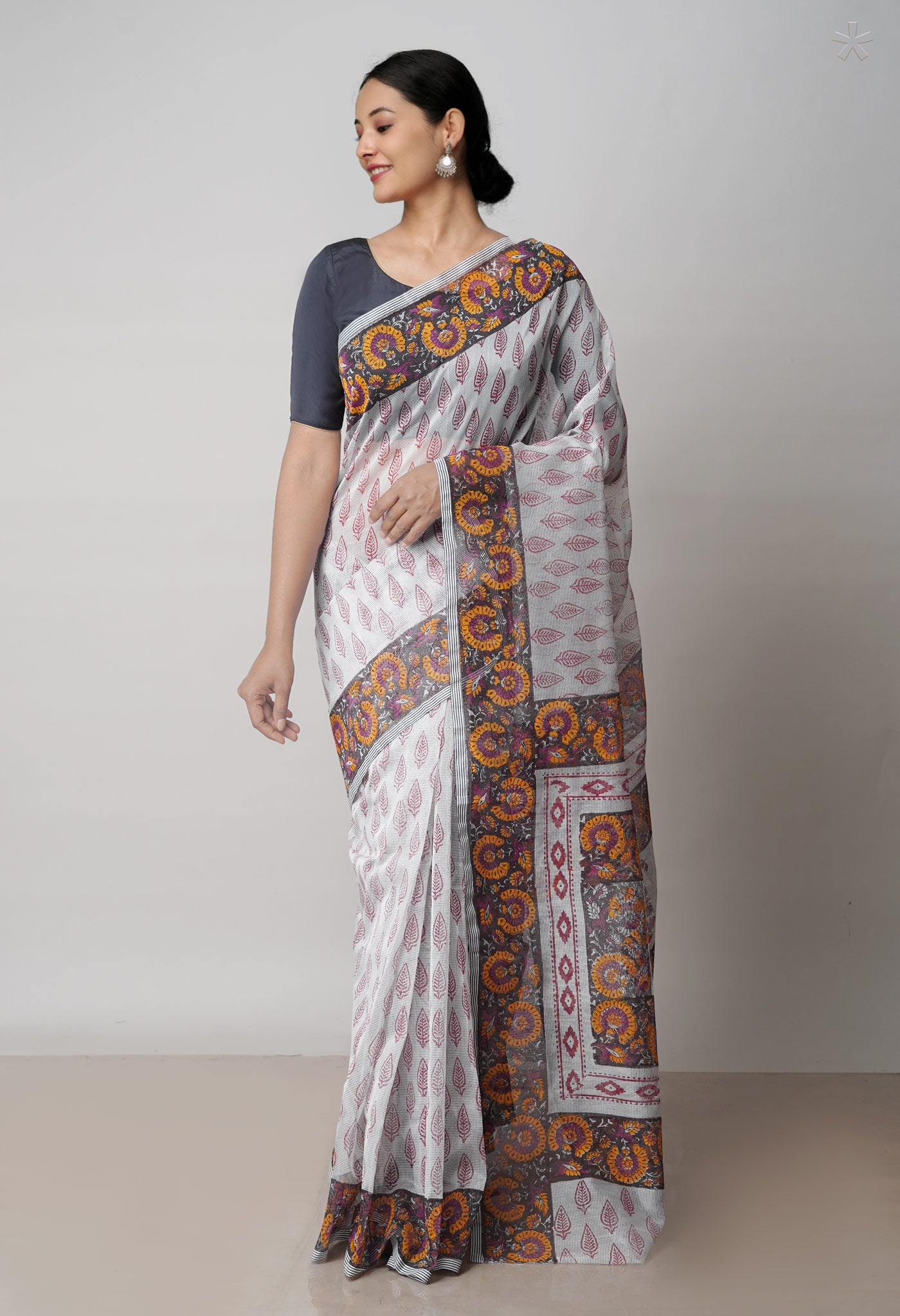 Off White Block Printed Meghalaya Checks Supernet Saree With Bagru Printed BlousePiece-UNM71785