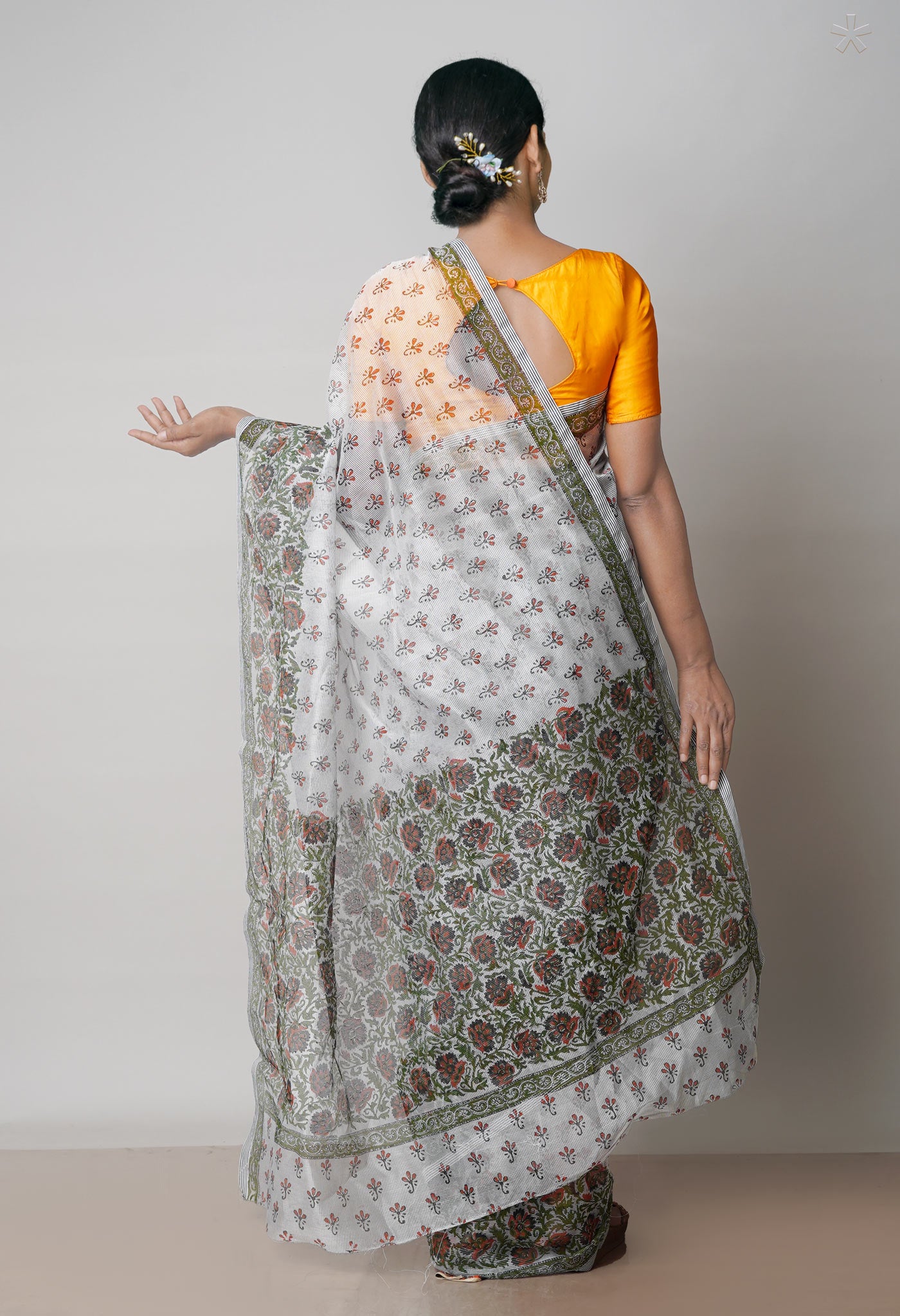 Off White Block Printed Meghalaya Checks Supernet Saree With Kalamkari Printed BlousePiece-UNM71800