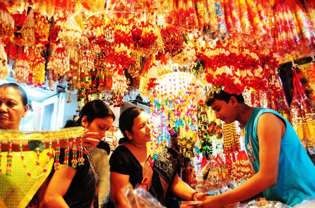 Burra Bazar – the heartthrob of Kolkata