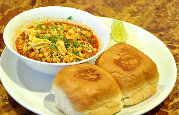 The Mumbai street food - Misal