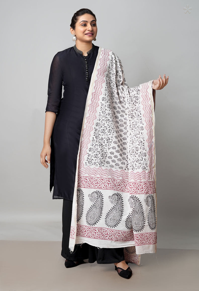 Half White Pure Cotton Bagh Printed Zari Piping Dupatta –UDS5053