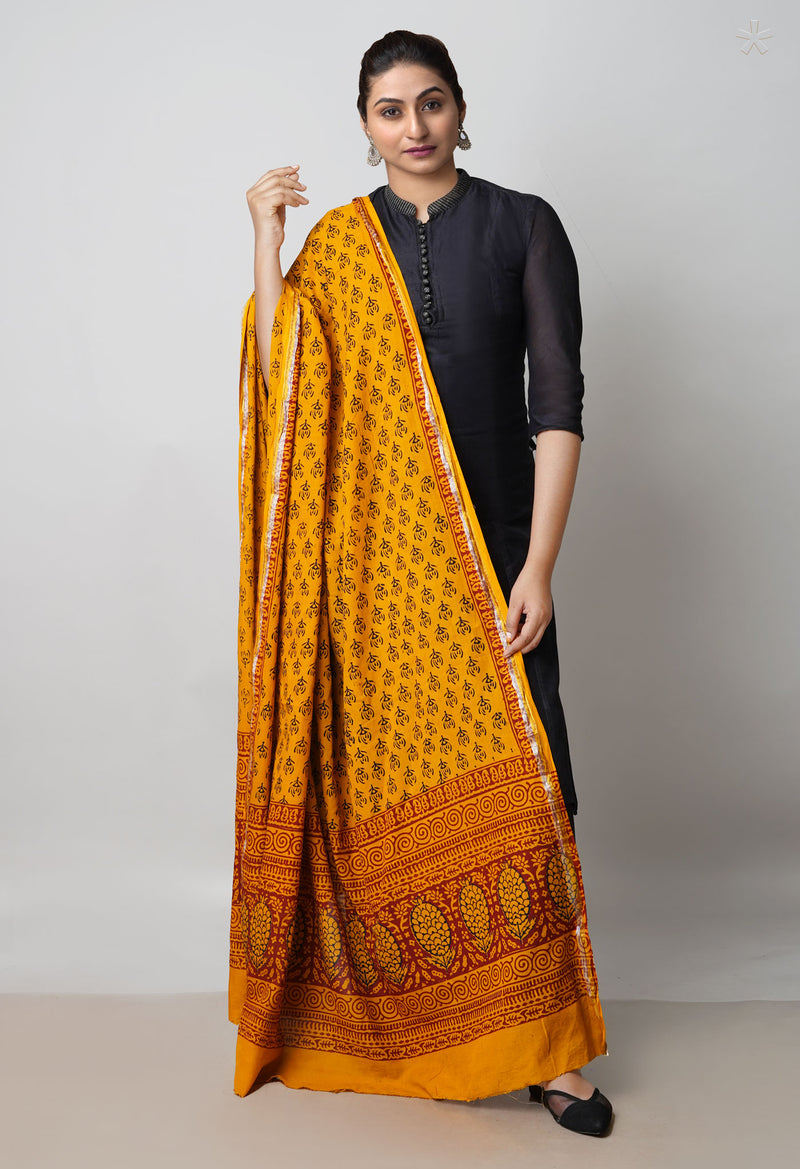 Mustard Yellow Pure Cotton Bagh Printed Zari Piping Dupatta –UDS5057