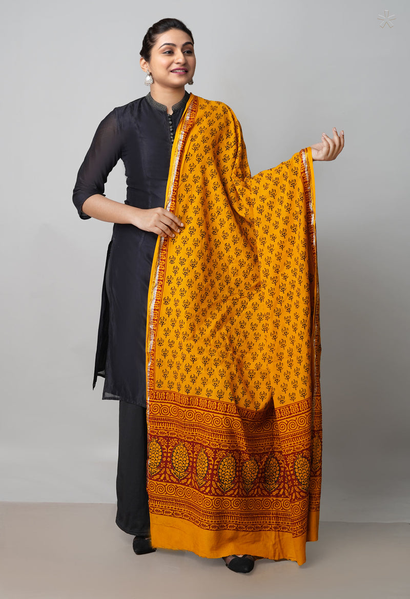 Mustard Yellow Pure Cotton Bagh Printed Zari Piping Dupatta –UDS5057