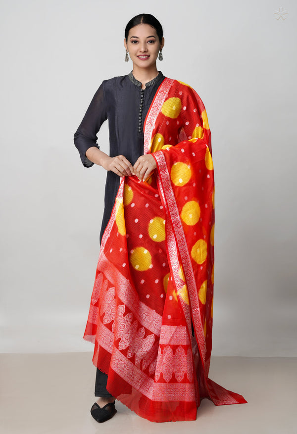 Red Pure Clamp Dyeing Kota Cotton Dupatta–UDS5124