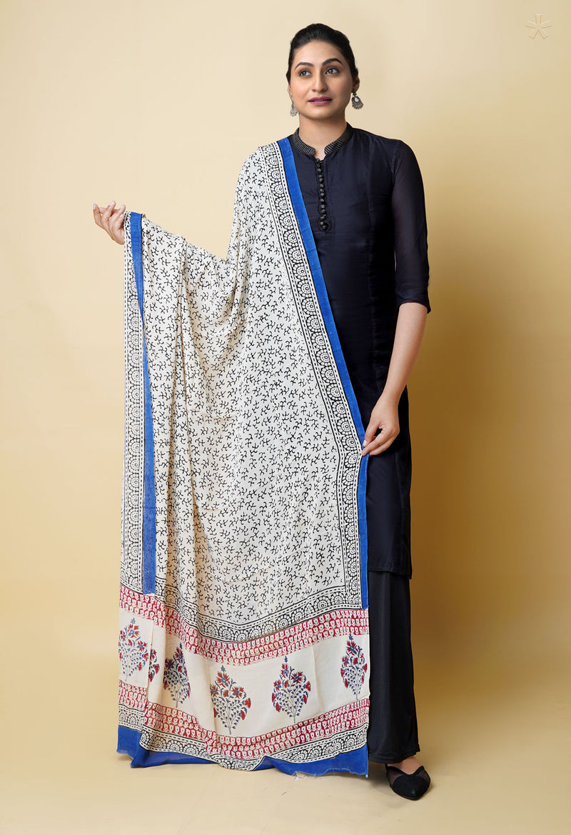 Half White Pure Batik Printed Georgette Dupatta–UDS5262
