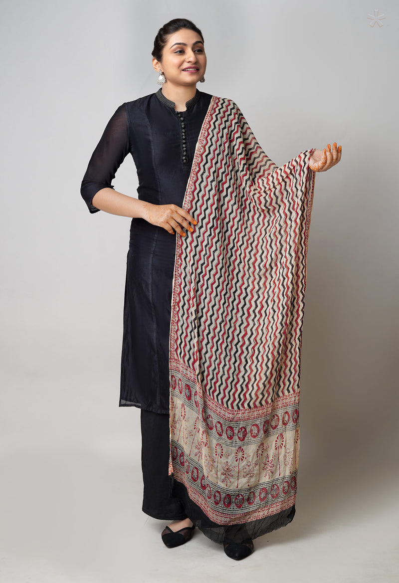 Cream Pure Batik Printed Chiffon Dupatta–UDS5274