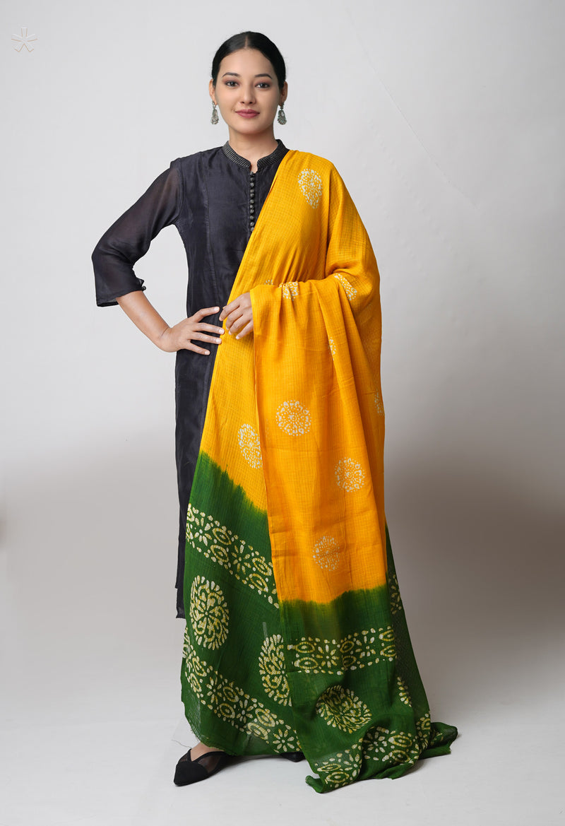 Yellow Pure Hand Batik Printed Kota Cotton Dupatta–UDS5367