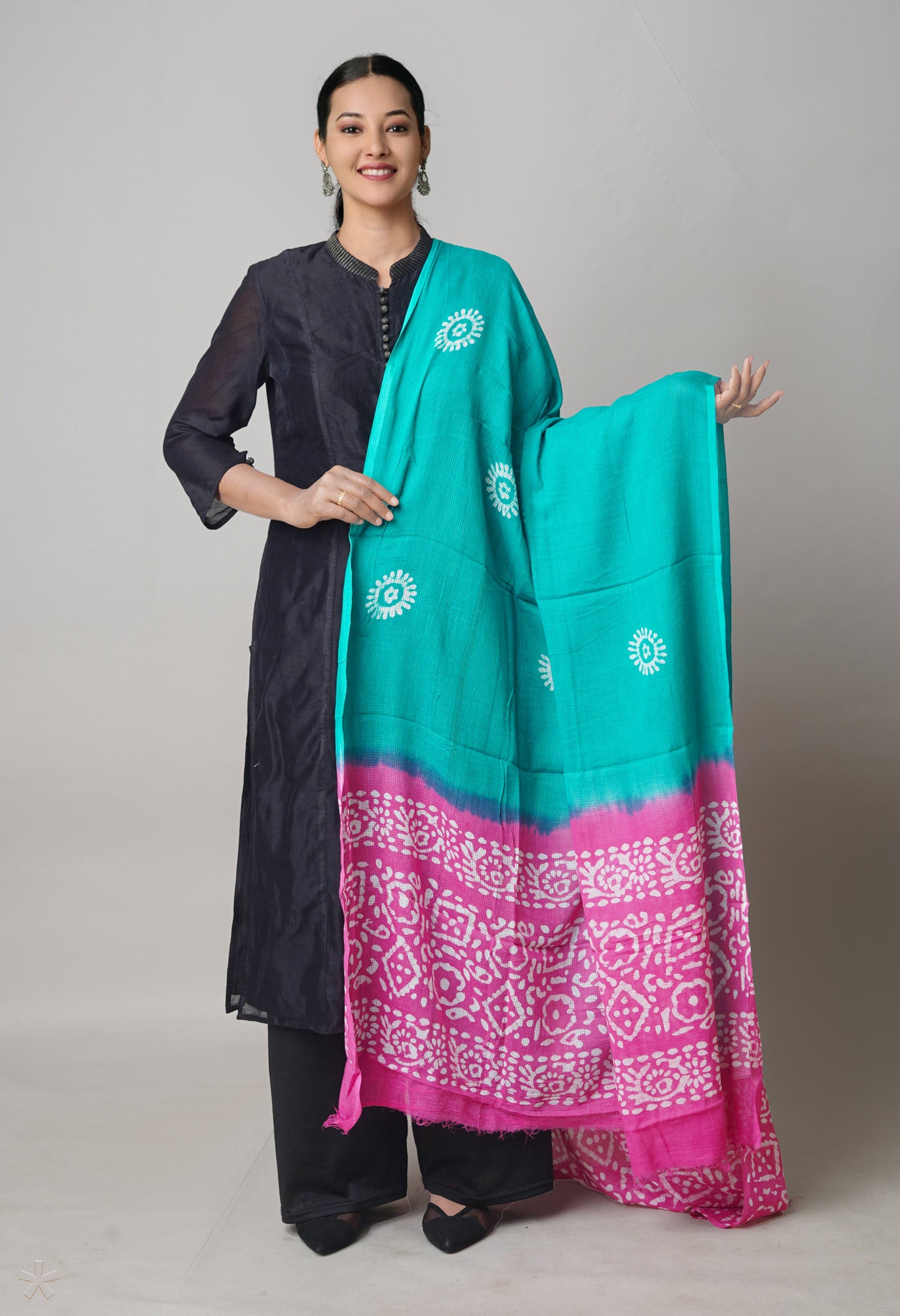 Green-Pink Pure Hand Batik Printed Kota Cotton Dupatta–UDS5373