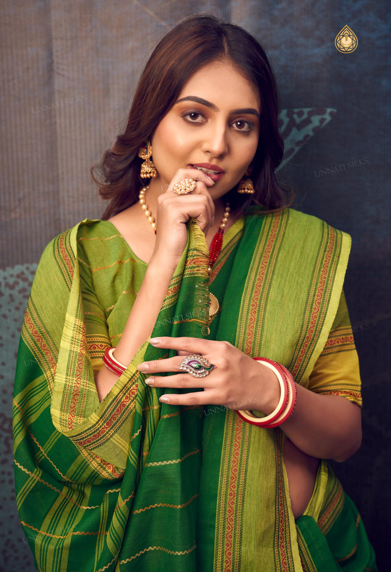 Dark Green Pure Handloom  Pavani Chettinad Cotton Saree-UNM72664