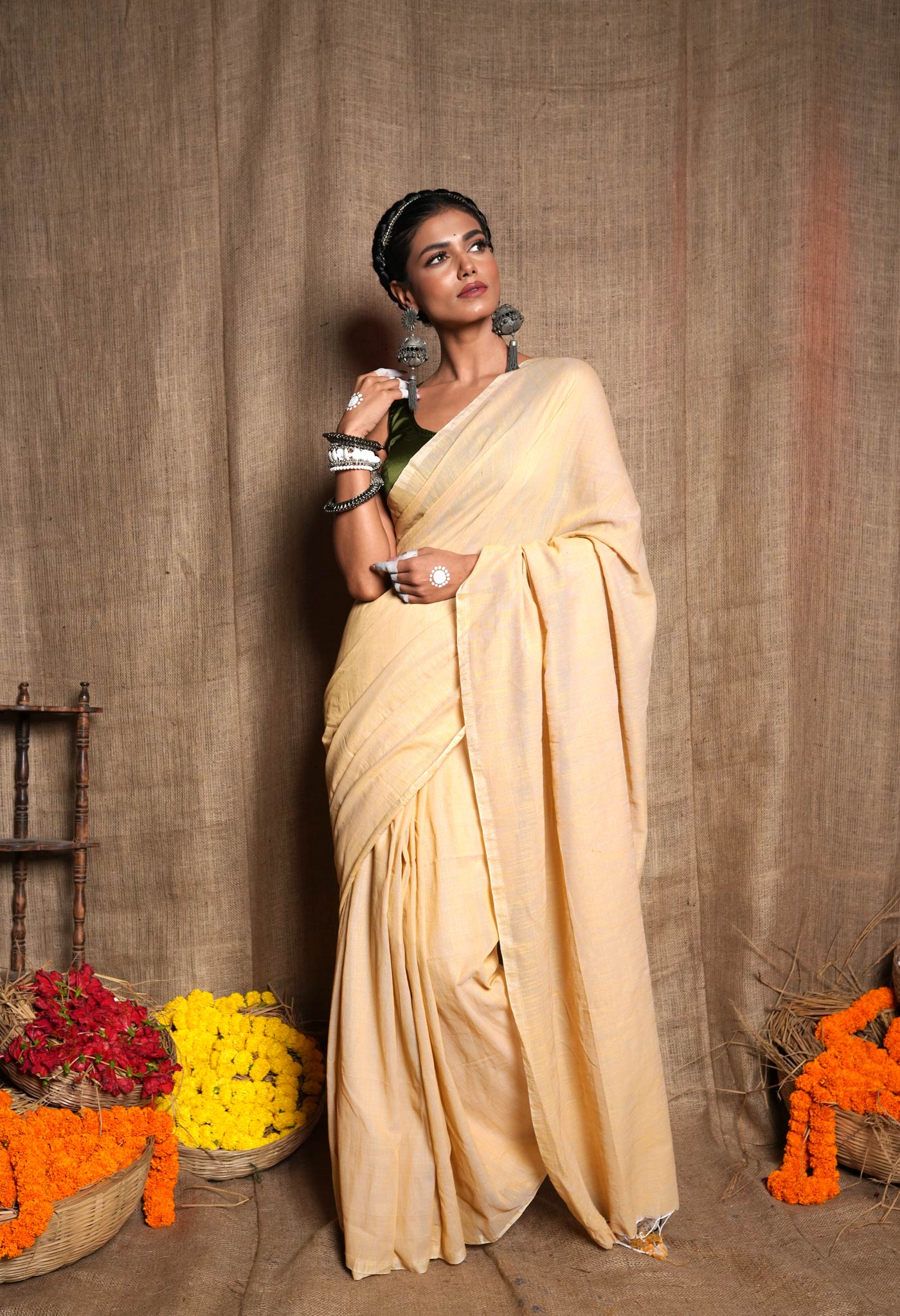 Cream Pure Plain Linen Saree With Tassels