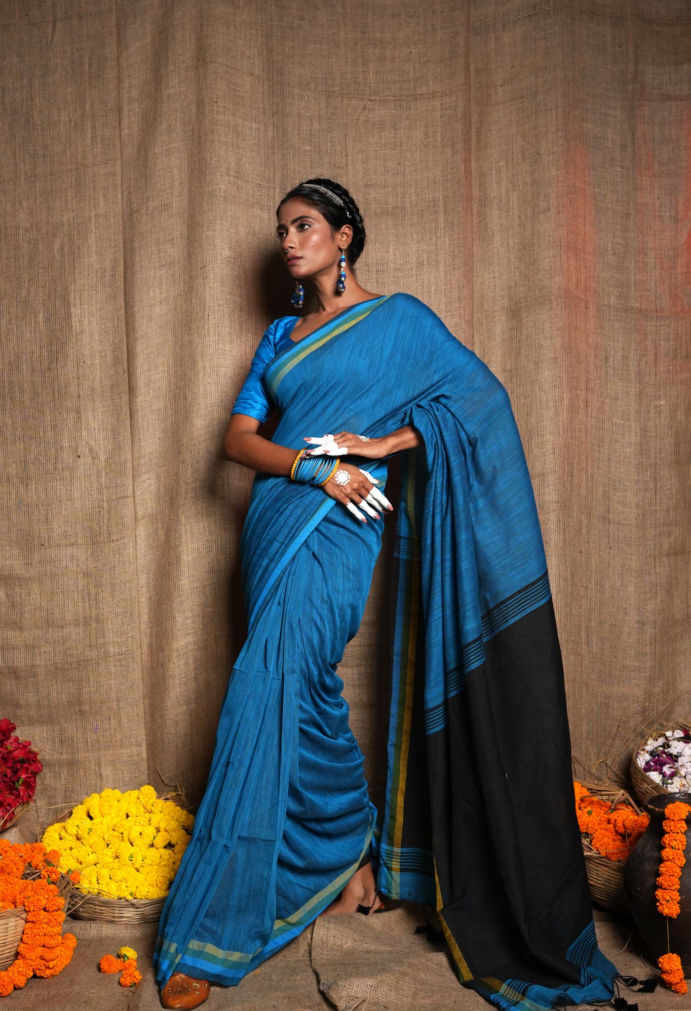 Blue Pure Plain With Contrast Pallu Cotton Linen Saree With Tassels