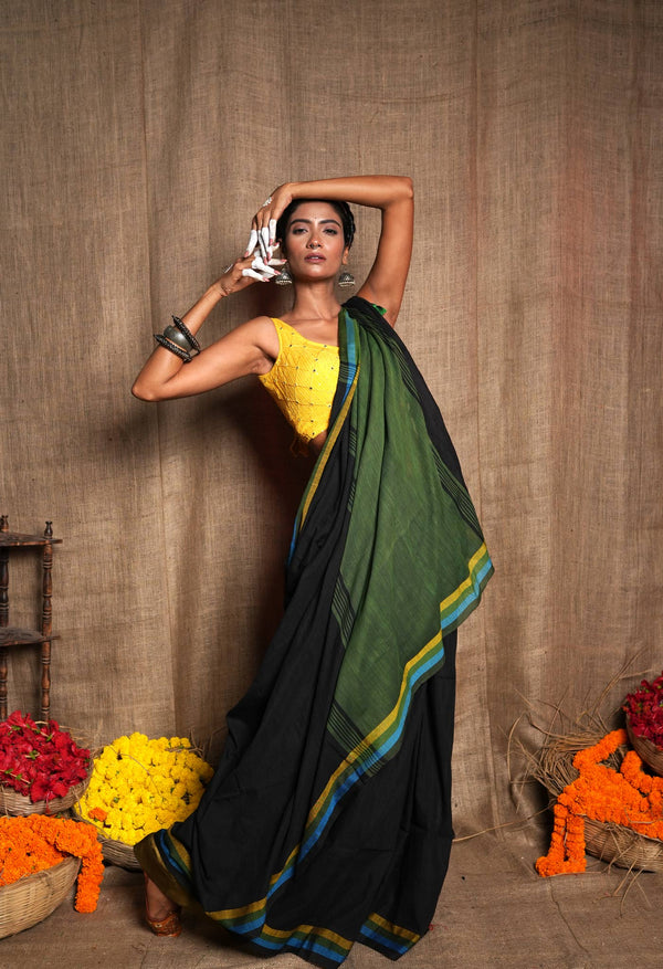 Black-Olive Green Pure  Plain With Contrast Pallu Cotton  Linen Saree With Tassels-UNM72860