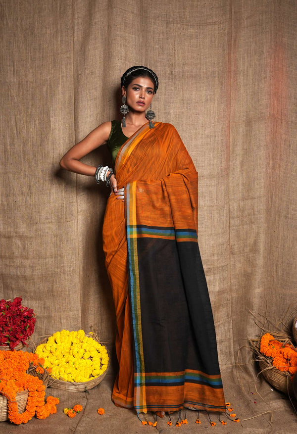 Bronze Orange-Black Pure  Plain With Contrast Pallu Cotton  Linen Saree With Tassels-UNM72861